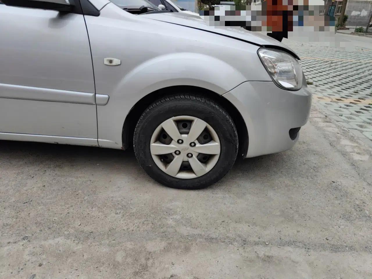 Kia Rio 2007 1.4L MT GL — миниатюра 8