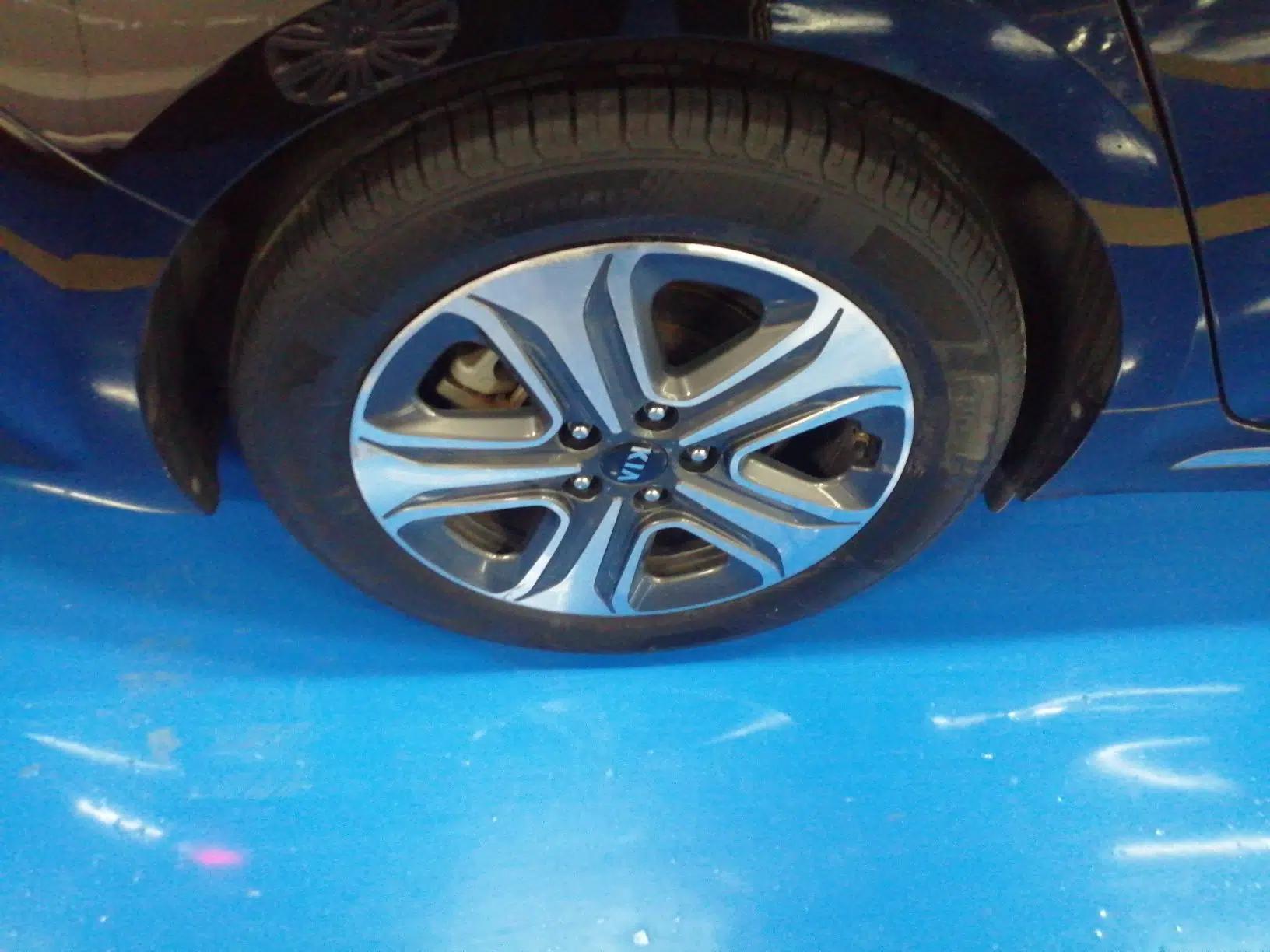 Kia K5 New Energy 2018 2.0L ZhiZun Edition — миниатюра 10