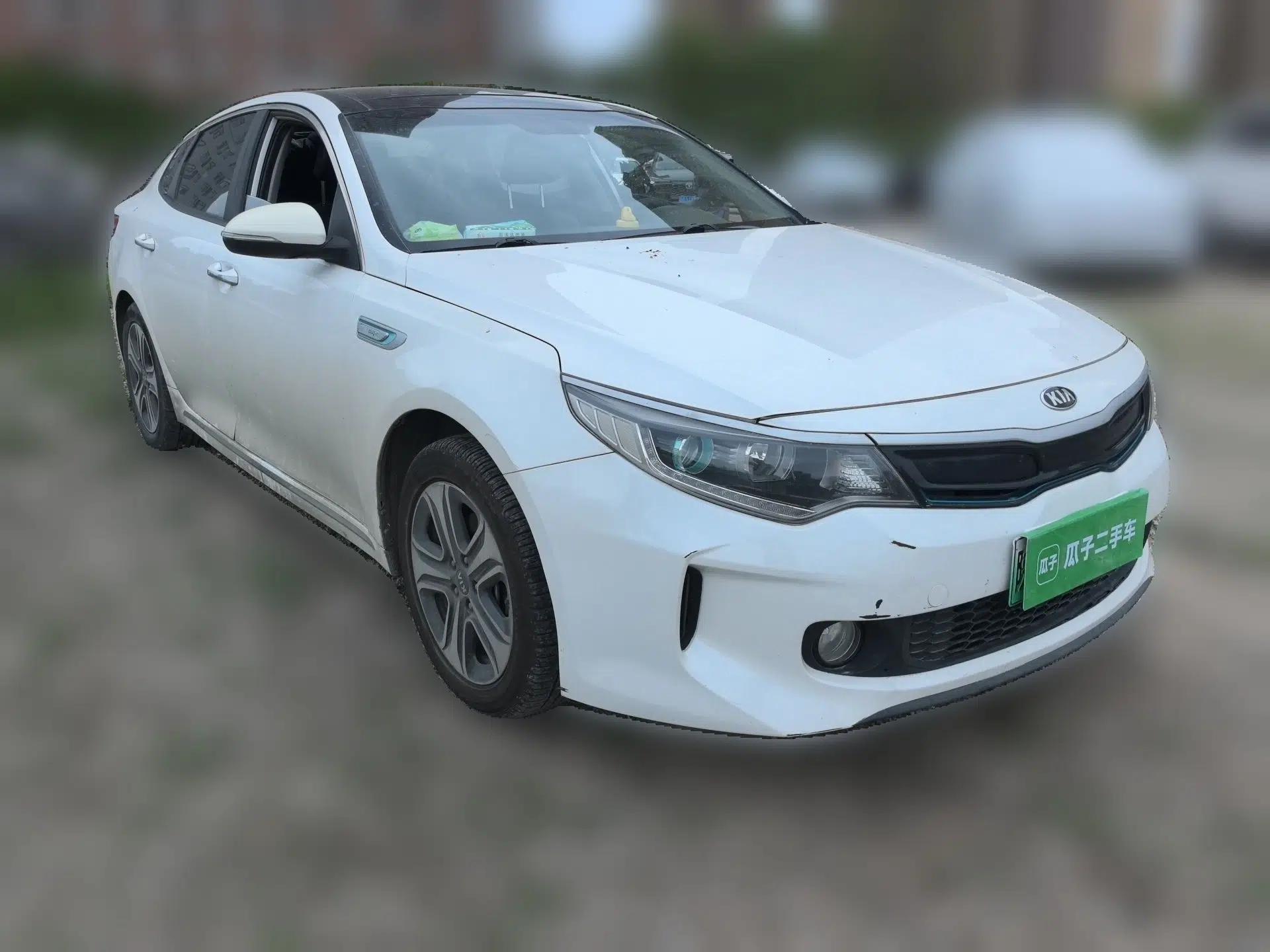 Kia K5 New Energy 2018 2.0L Smart Enjoyment Version — миниатюра 3
