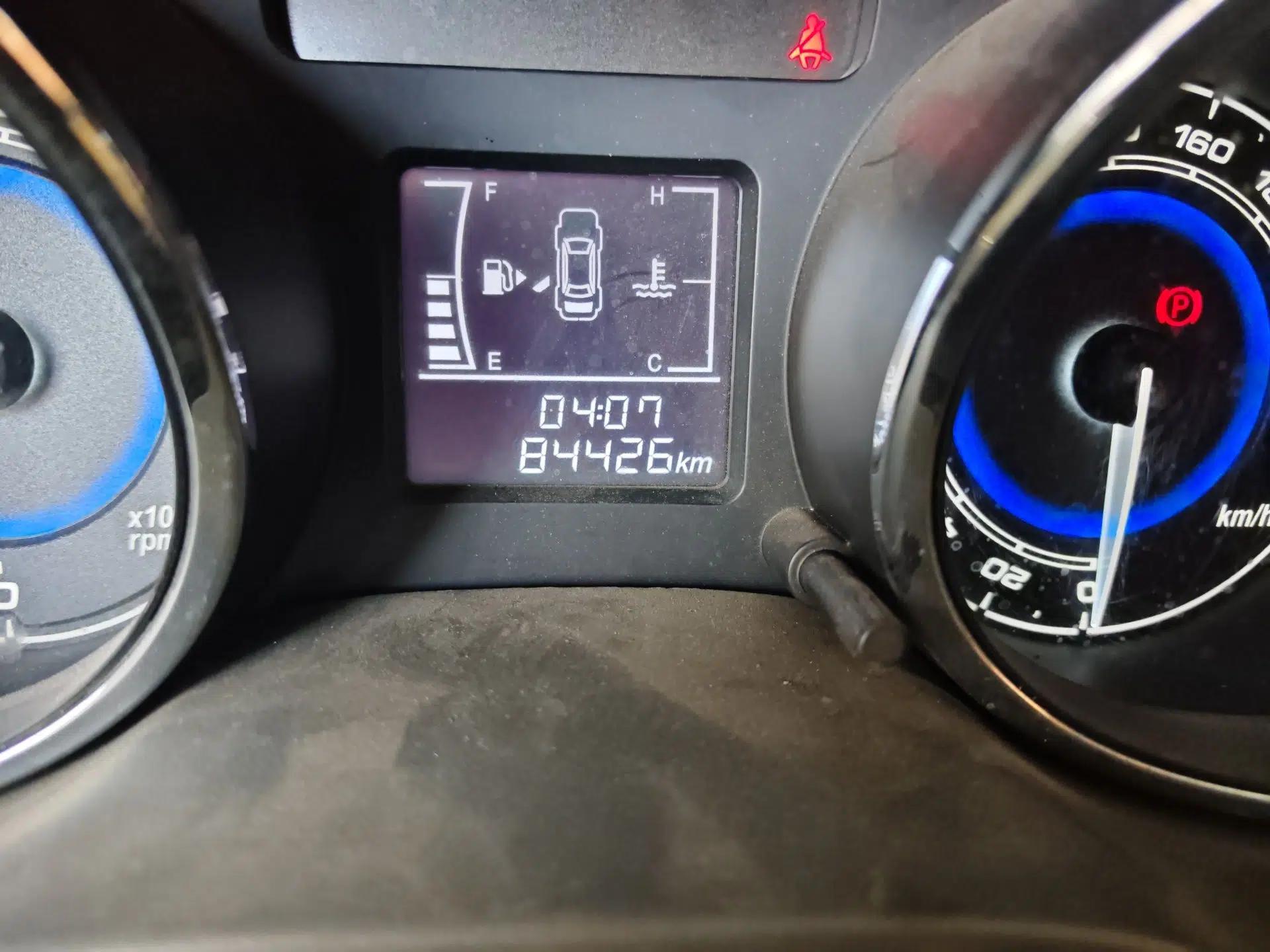 Chery E3 2015 1.5L Manual Fashion Model — миниатюра 13