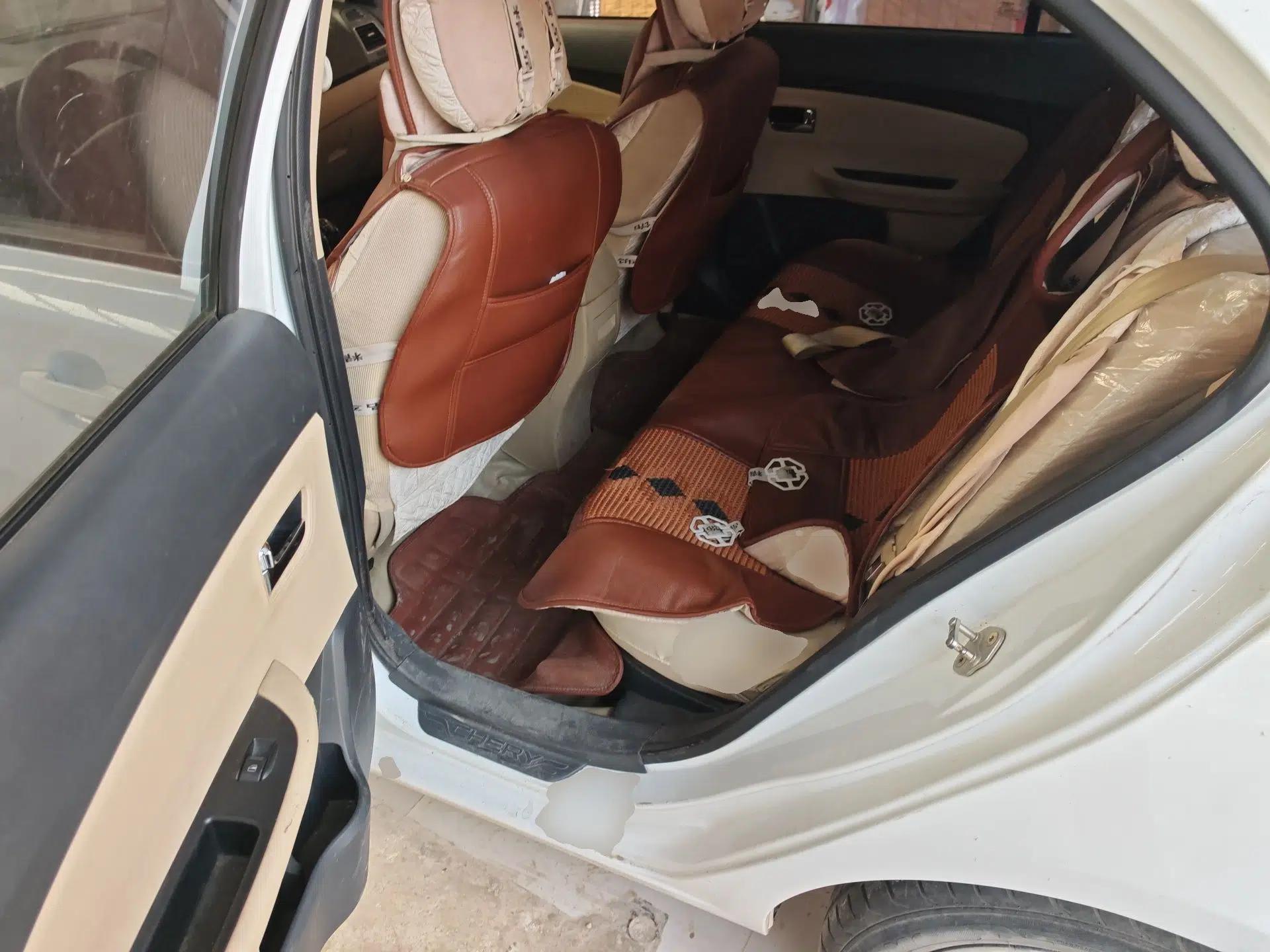 Chery E3 2015 1.5L Manual Fashion Model — миниатюра 18