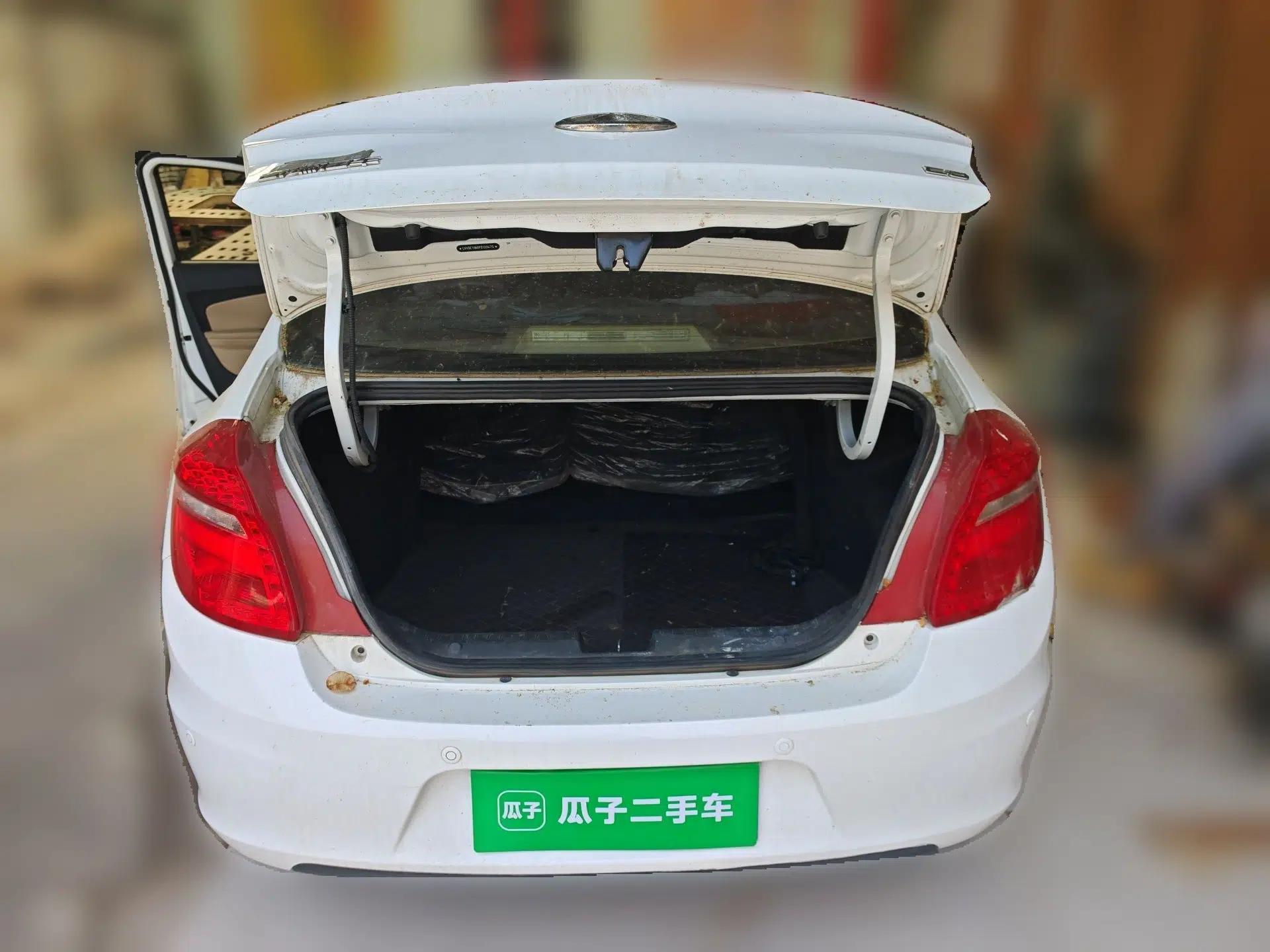 Chery E3 2015 1.5L Manual Fashion Model — миниатюра 20
