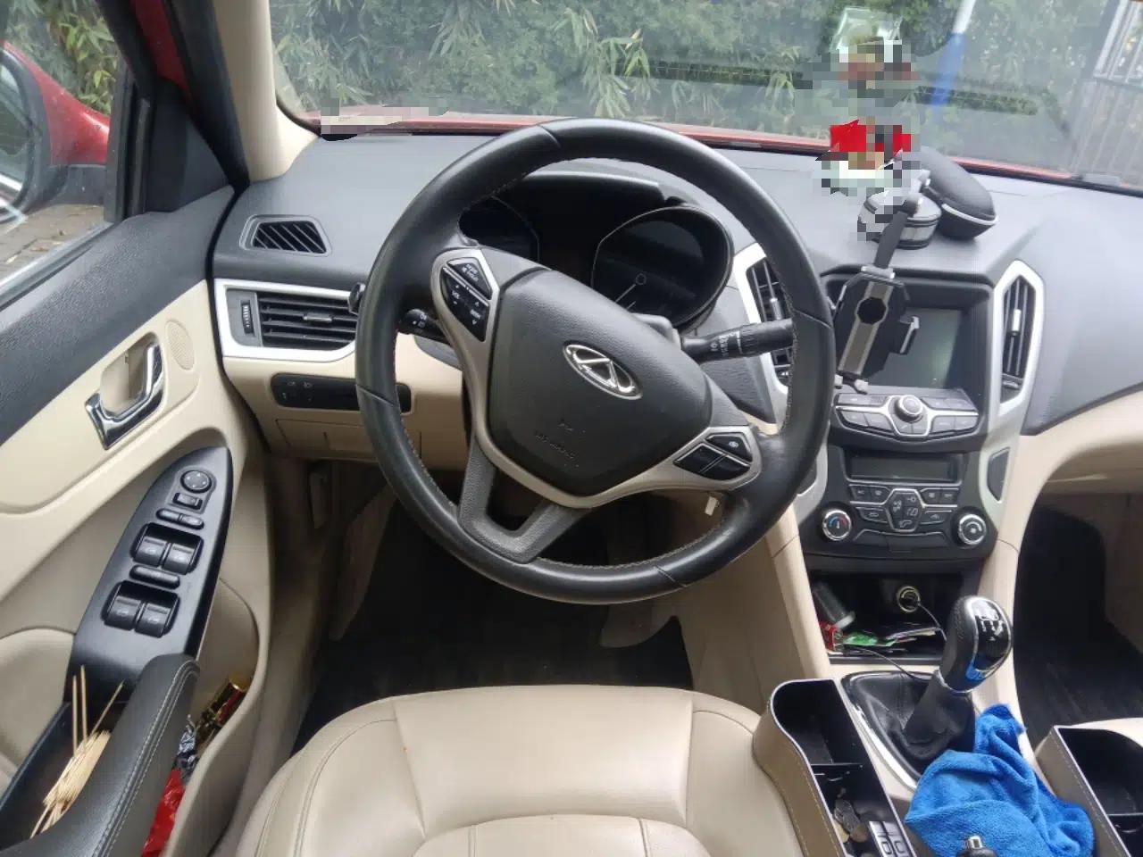 Chery Arrizo 7 2015 1.6L Manual ZhiShang Edition — миниатюра 11
