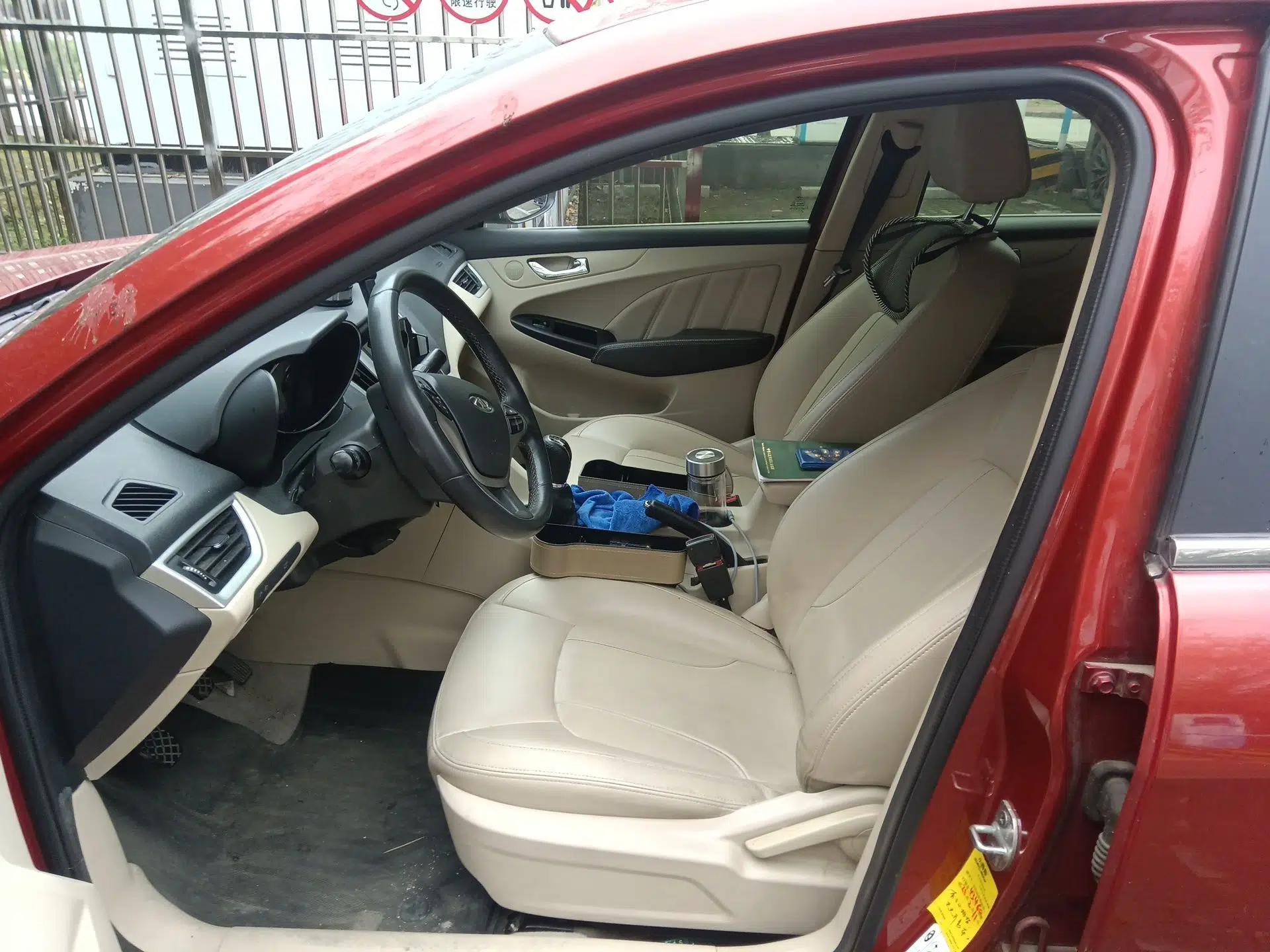Chery Arrizo 7 2015 1.6L Manual ZhiShang Edition — миниатюра 16