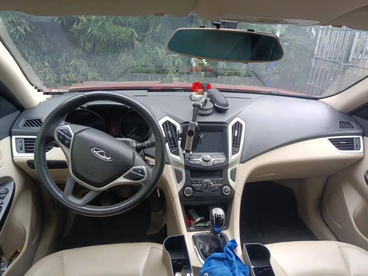 Chery Arrizo 7 2015 1.6L Manual ZhiShang Edition — миниатюра 10