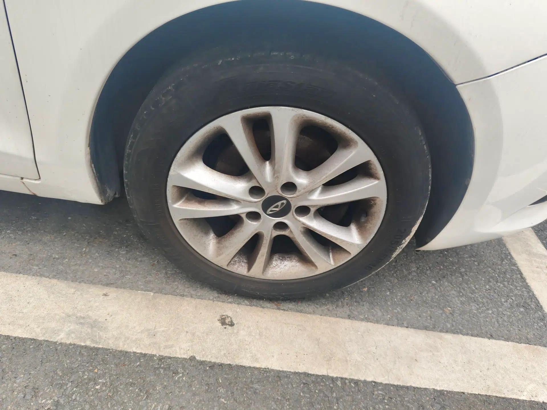 Chery Arrizo 7 2013 1.6L Manual ZhiShang Edition — миниатюра 8