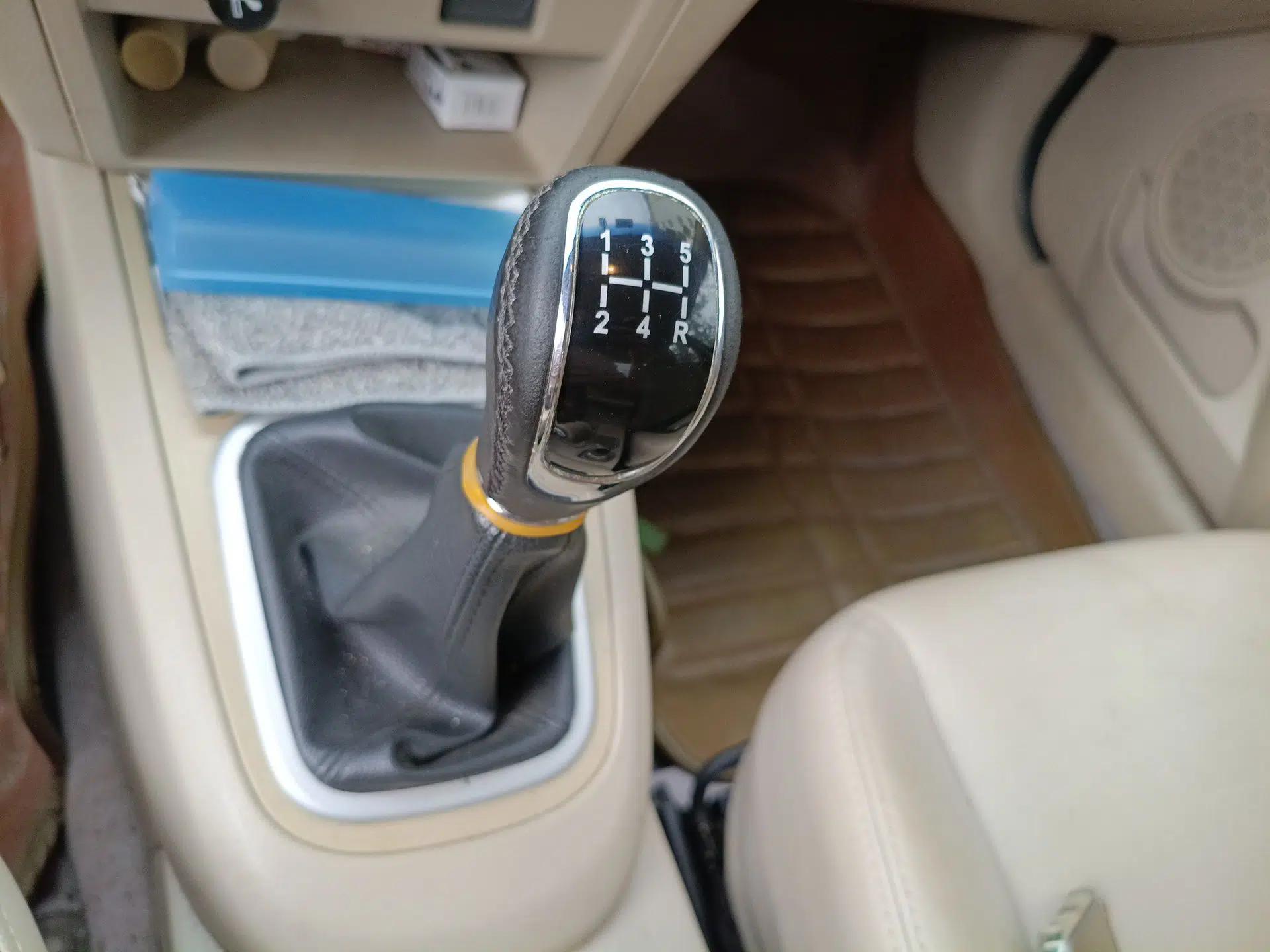 Chery E5 2014 1.5L Manual Youyue Model — миниатюра 15