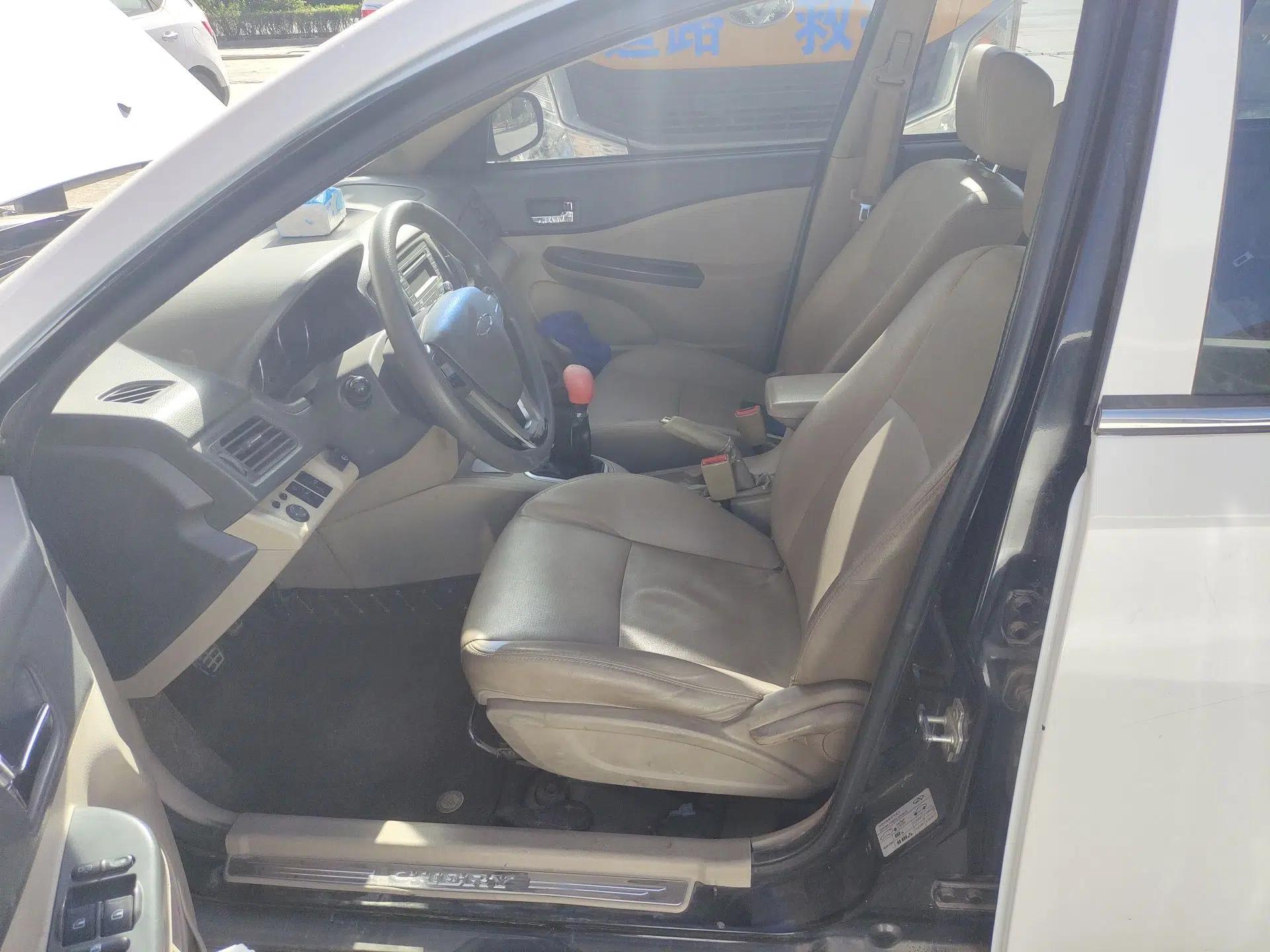 Chery E5 2014 1.5L Manual Youyue Model — миниатюра 16