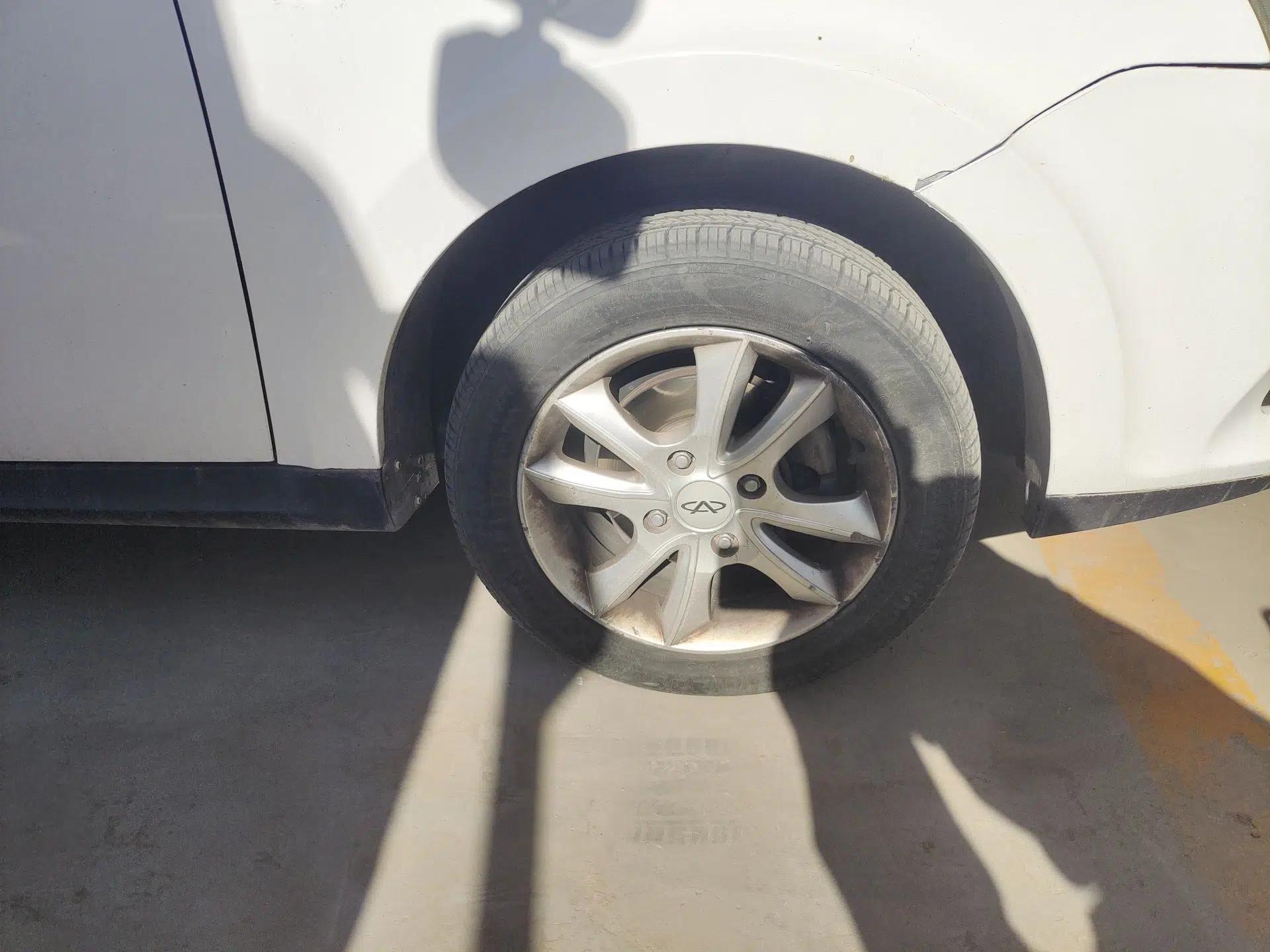 Chery E5 2014 1.5L Manual Youyue Model — миниатюра 8