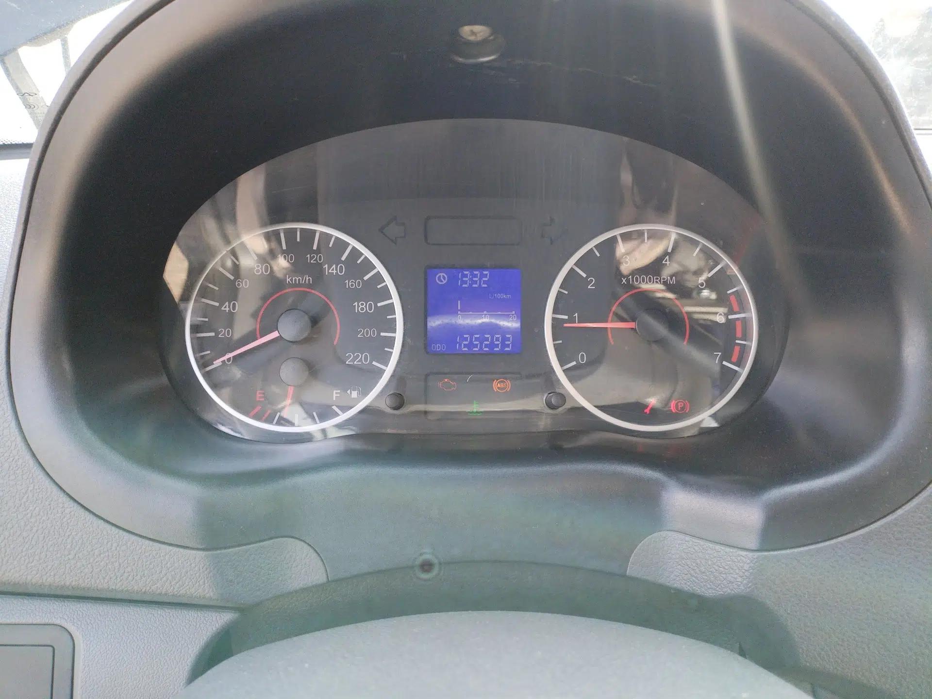 Chery Cowin 2 2012 1.5L Manual Standard Edition — миниатюра 12
