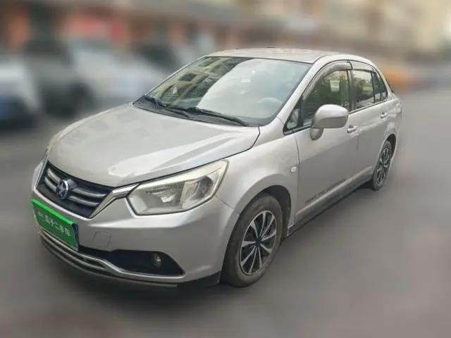 Venucia D50 2015 1.6L Manual Fashion Edition