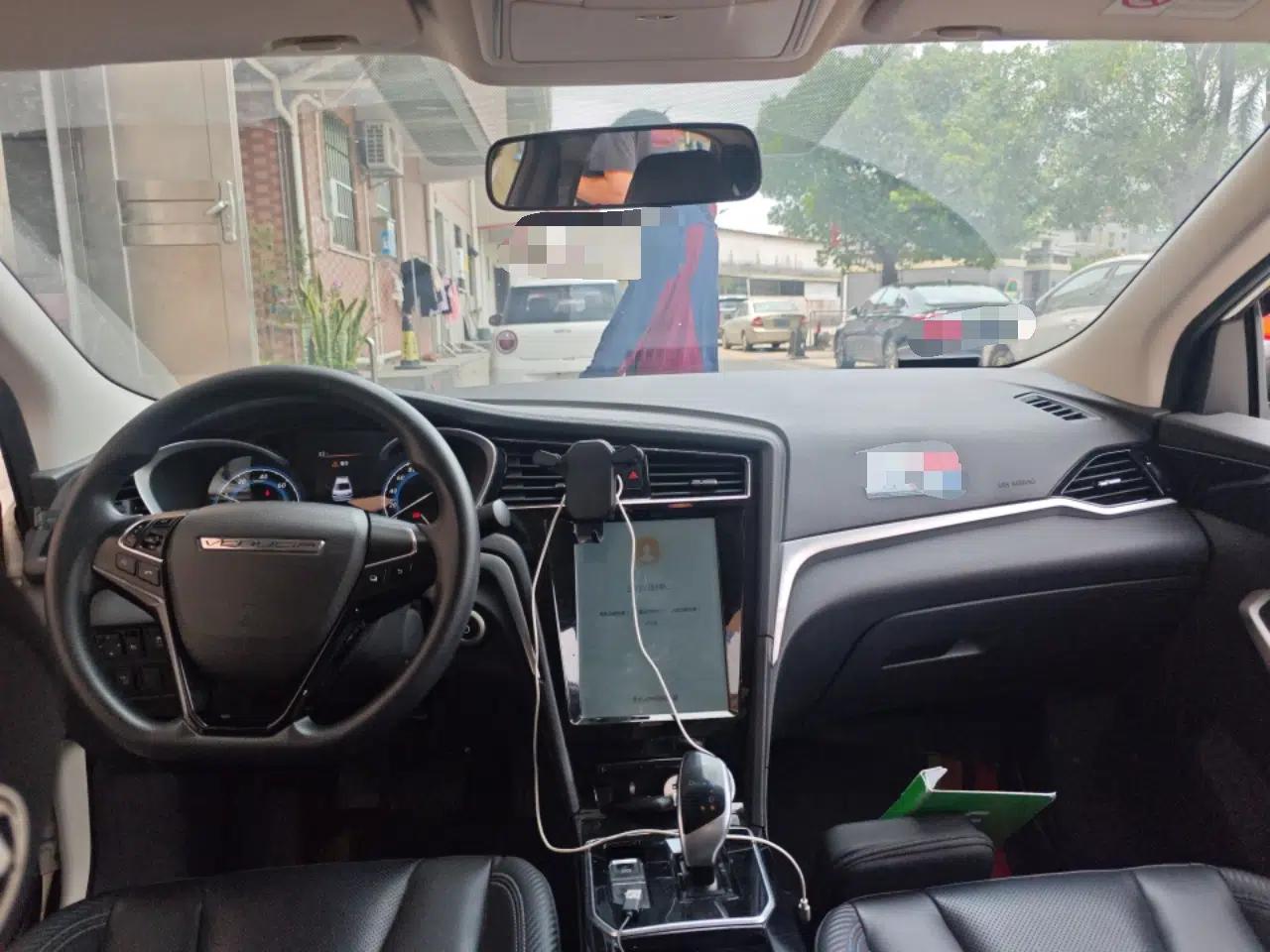 Venucia D60EV 2020 Standard Range T3 — миниатюра 10