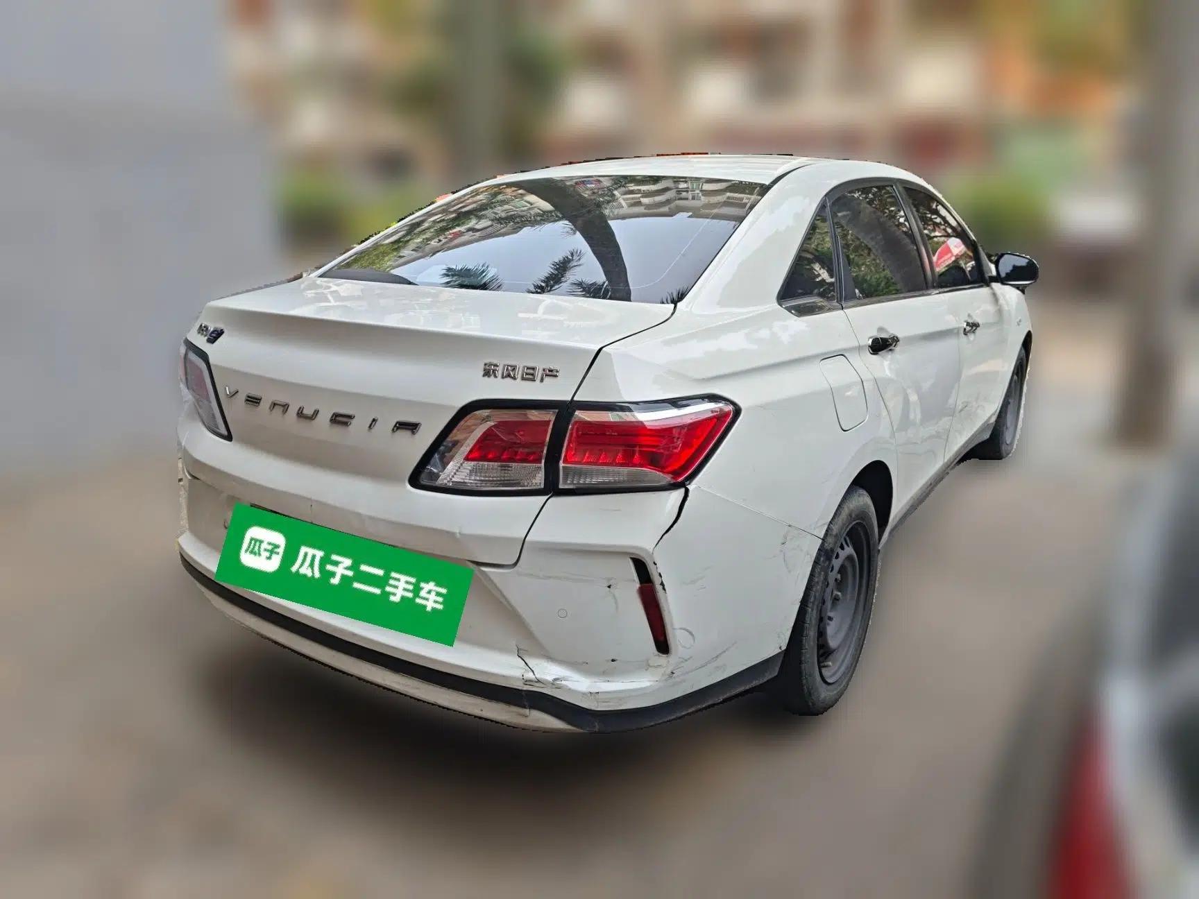 Venucia D60EV 2020 Standard Range Smart Drive Edition — миниатюра 6