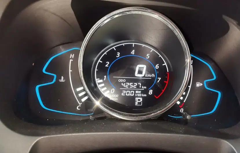 Venucia M50V 2017 1.6L XL CVT Luxury Edition — миниатюра 15