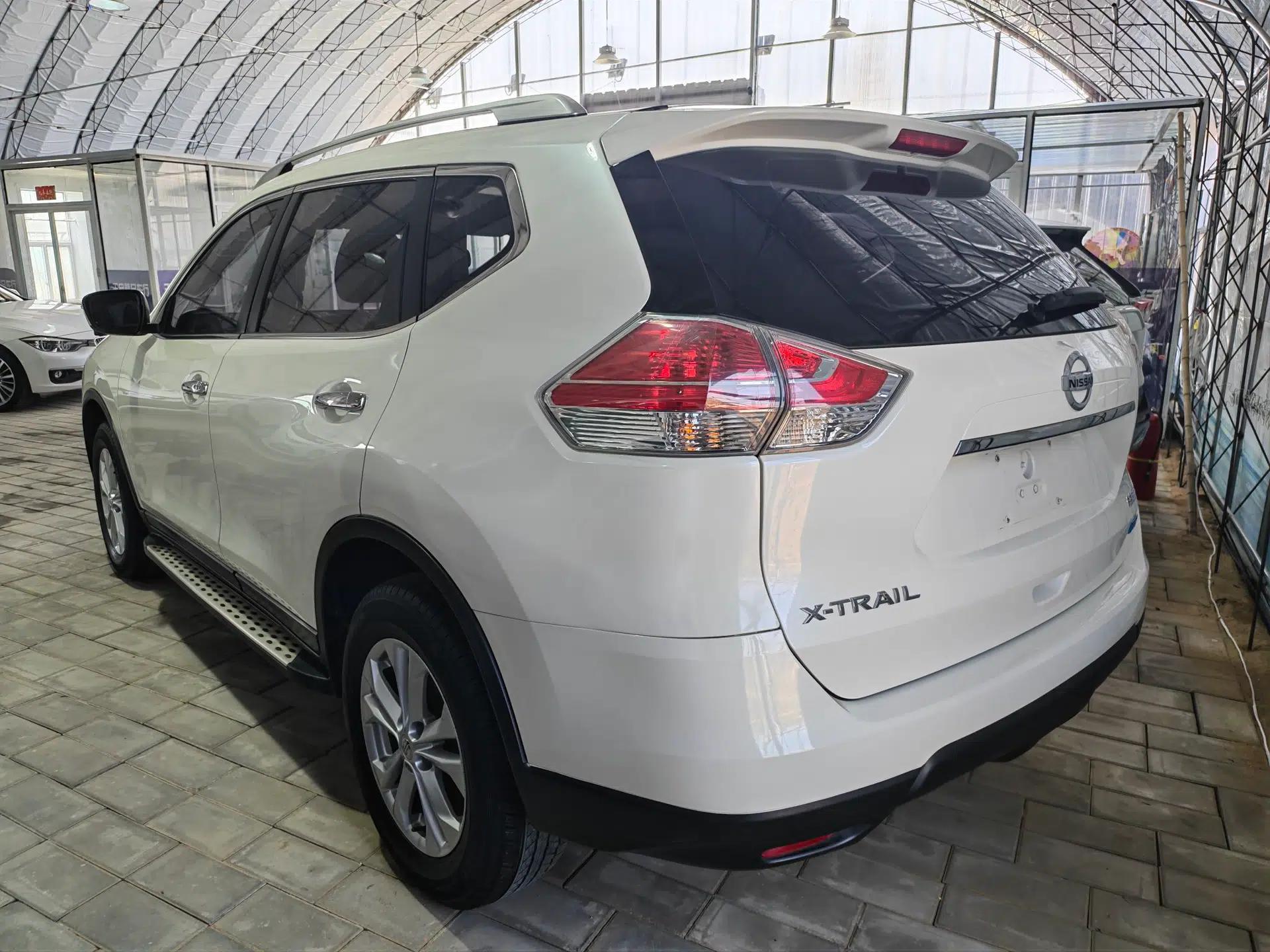 Nissan X-Trail 2014 2.0L CVT Comfort Edition 2WD — миниатюра 4