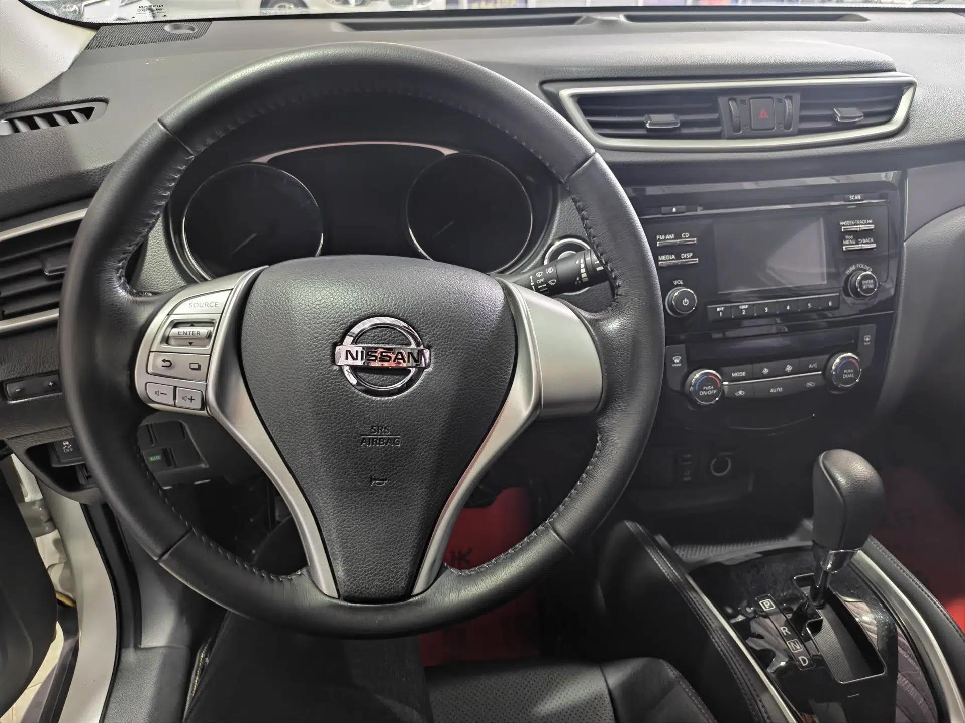 Nissan X-Trail 2014 2.0L CVT Comfort Edition 2WD — миниатюра 8