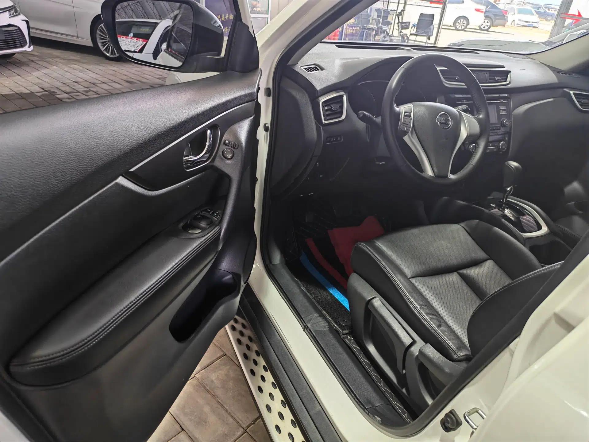 Nissan X-Trail 2014 2.0L CVT Comfort Edition 2WD — миниатюра 9