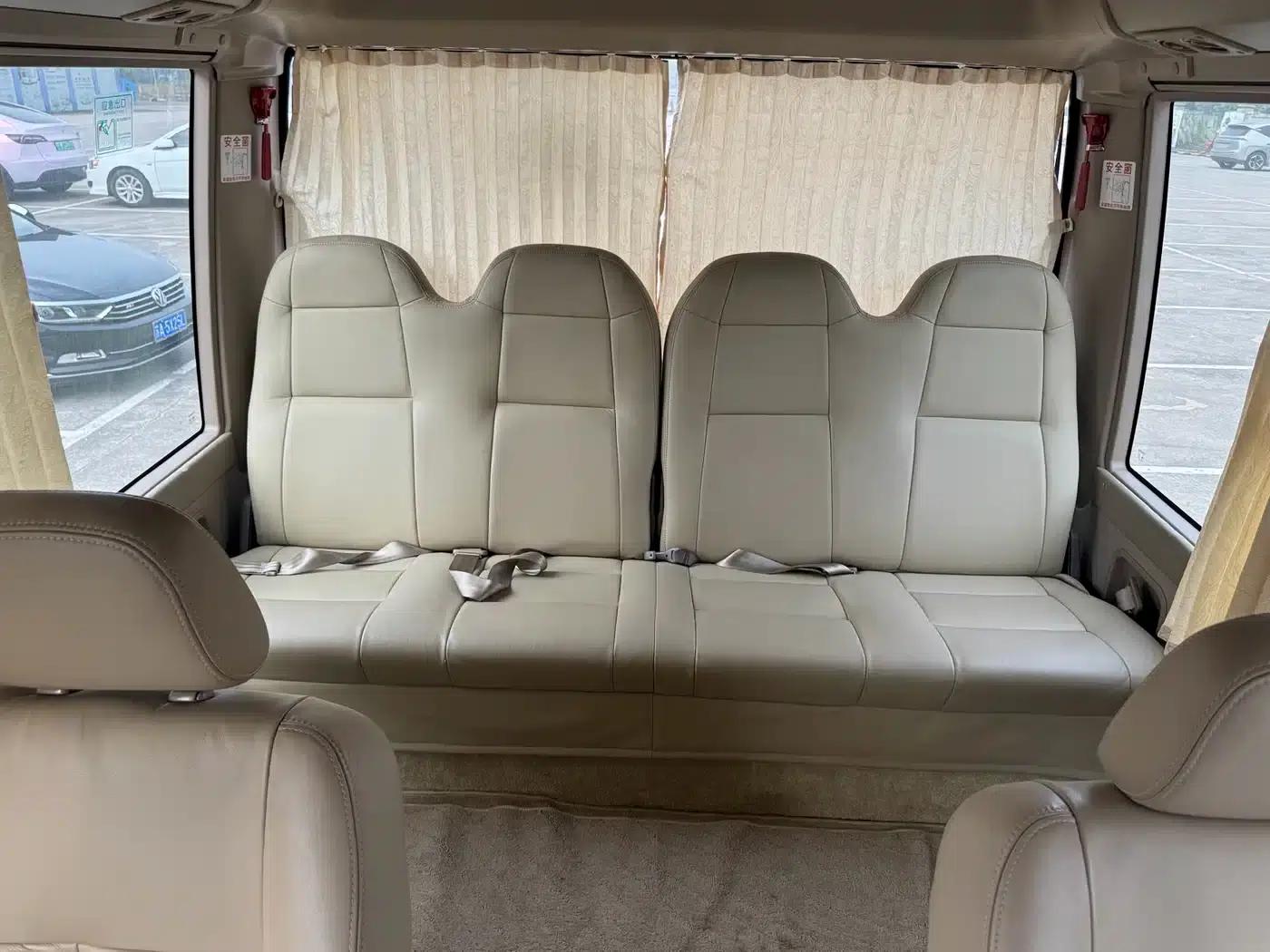 2011 Toyota Coaster 2.7L Manual — миниатюра 13