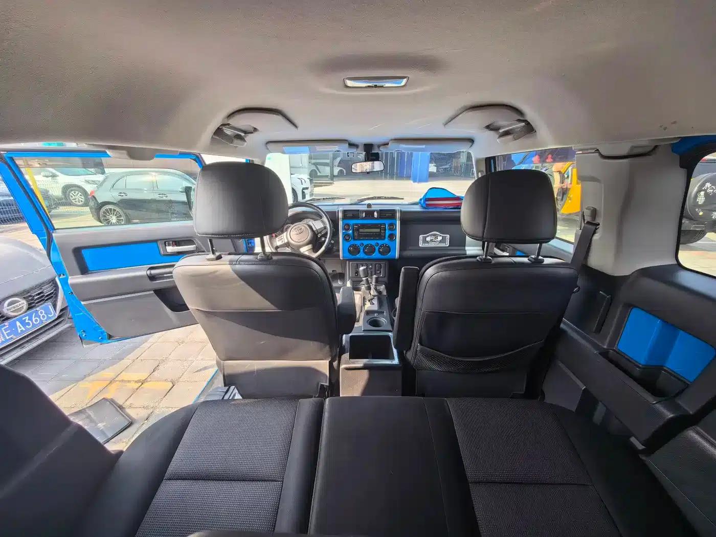 2007 FJ Cruiser 4.0L — миниатюра 7