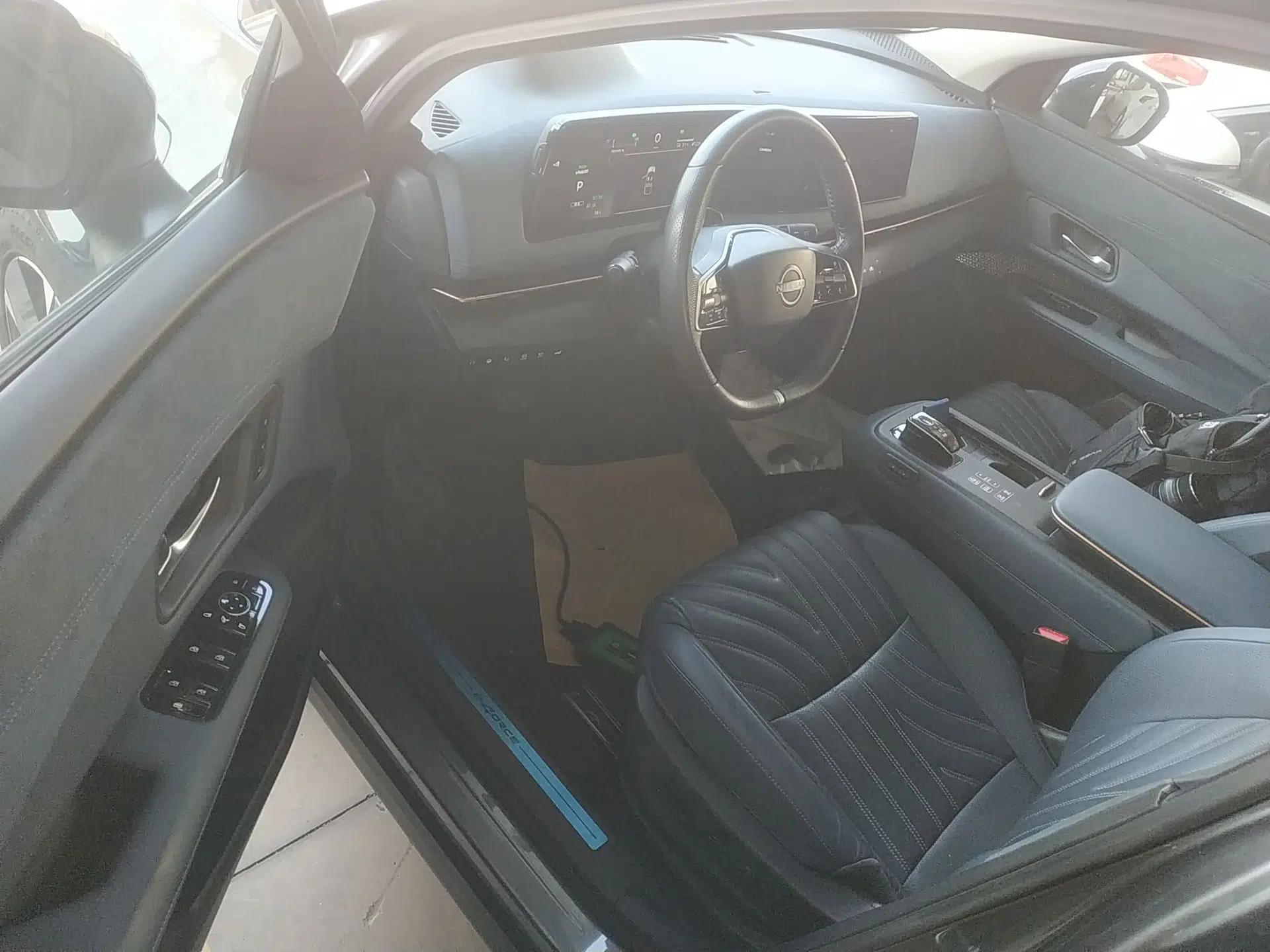 Nissan ARIYA 2022 Four-Wheel-Drive High-Performance Top-Tier Model — миниатюра 18
