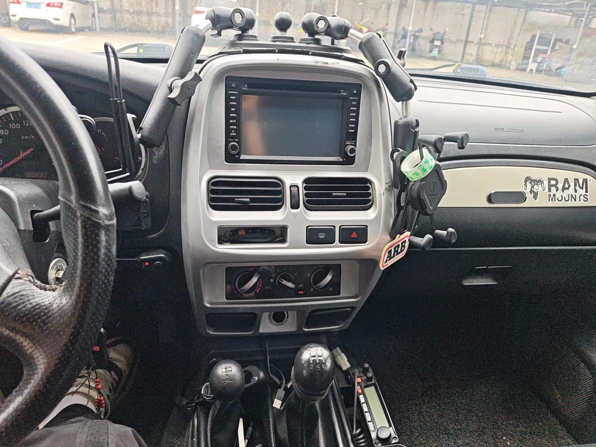 Nissan Paladin 2013 2.4L Four-Wheel Drive Standard Version China IV Standard — миниатюра 14