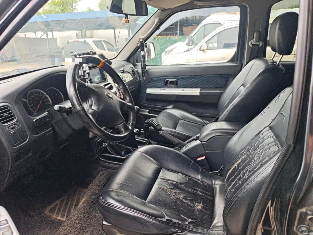 Nissan Paladin 2013 2.4L Four-Wheel Drive Standard Version China IV Standard — миниатюра 16