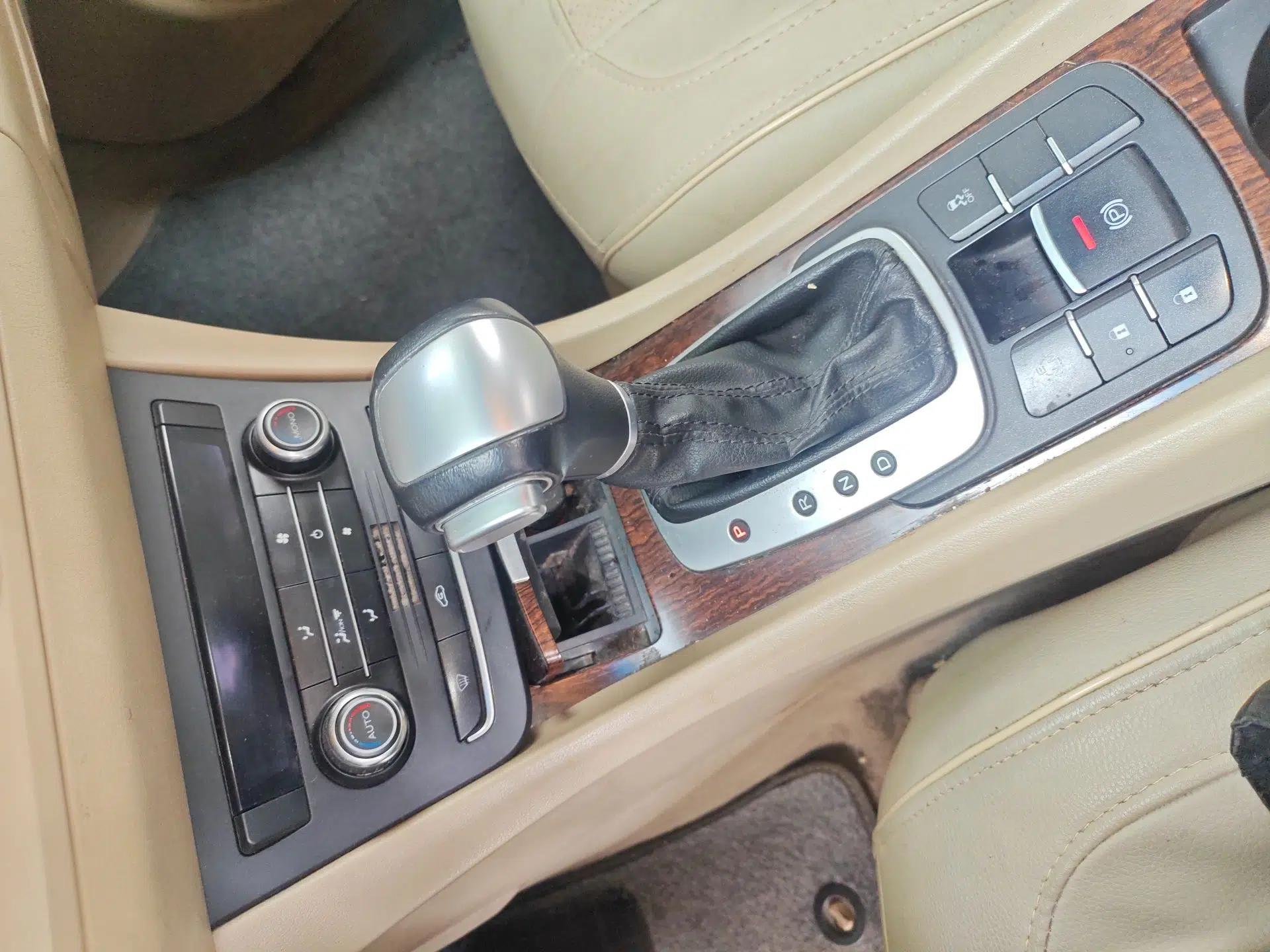 Roewe e550 2014 Flagship Edition — миниатюра 15