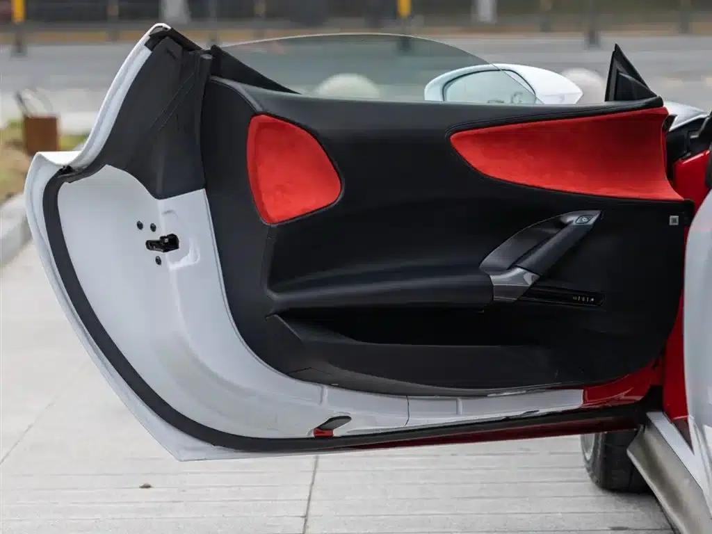 SF90 2020 3.9T V8 Stradale — миниатюра 16