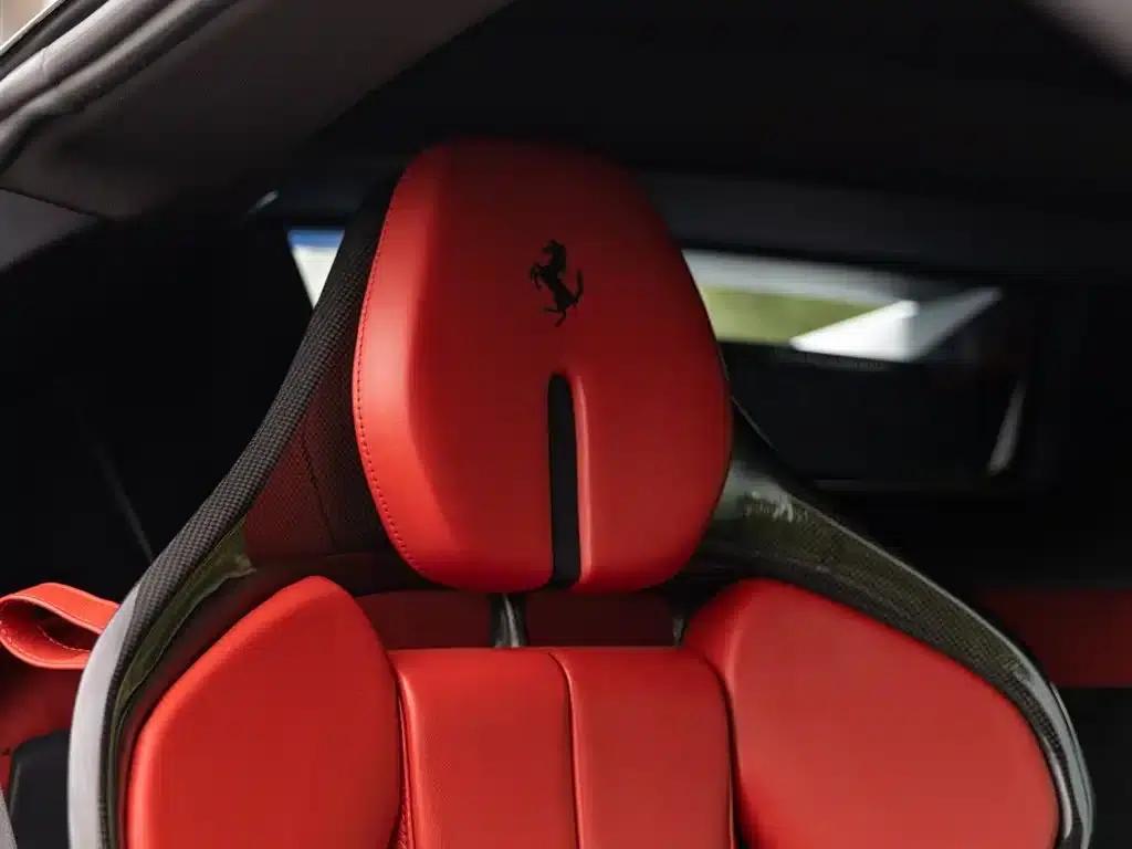 SF90 2020 3.9T V8 Stradale — миниатюра 18