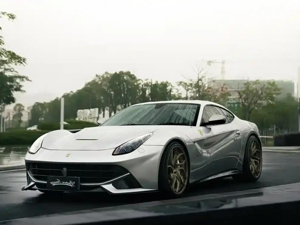 2013 F12berlinetta 6.3L Standard Model — миниатюра 1