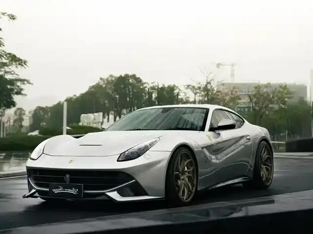 2013 F12berlinetta 6.3L Standard Model