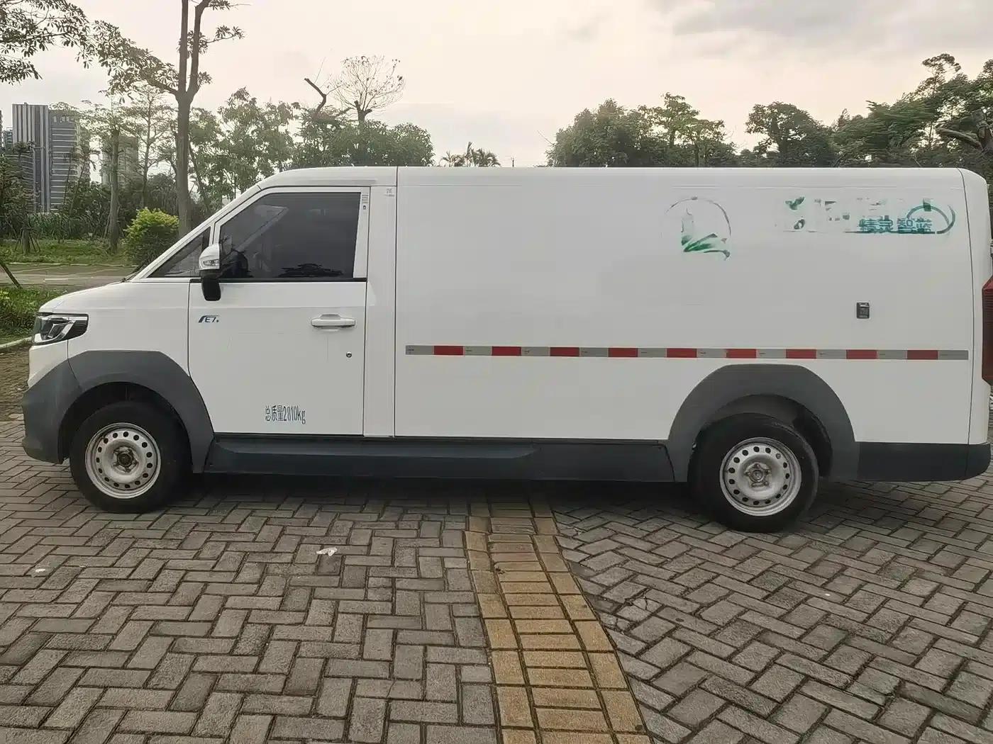 Zhilan Elf E7 2024 Pure Electric Van, Flat-Top, 2-Seat, CATL 46.36kWh — миниатюра 5