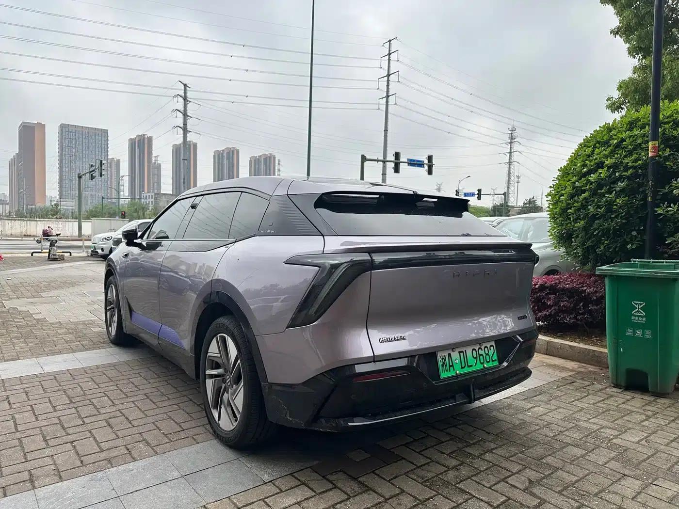 HiPhi Y 2023 560km Pioneer Edition — миниатюра 5