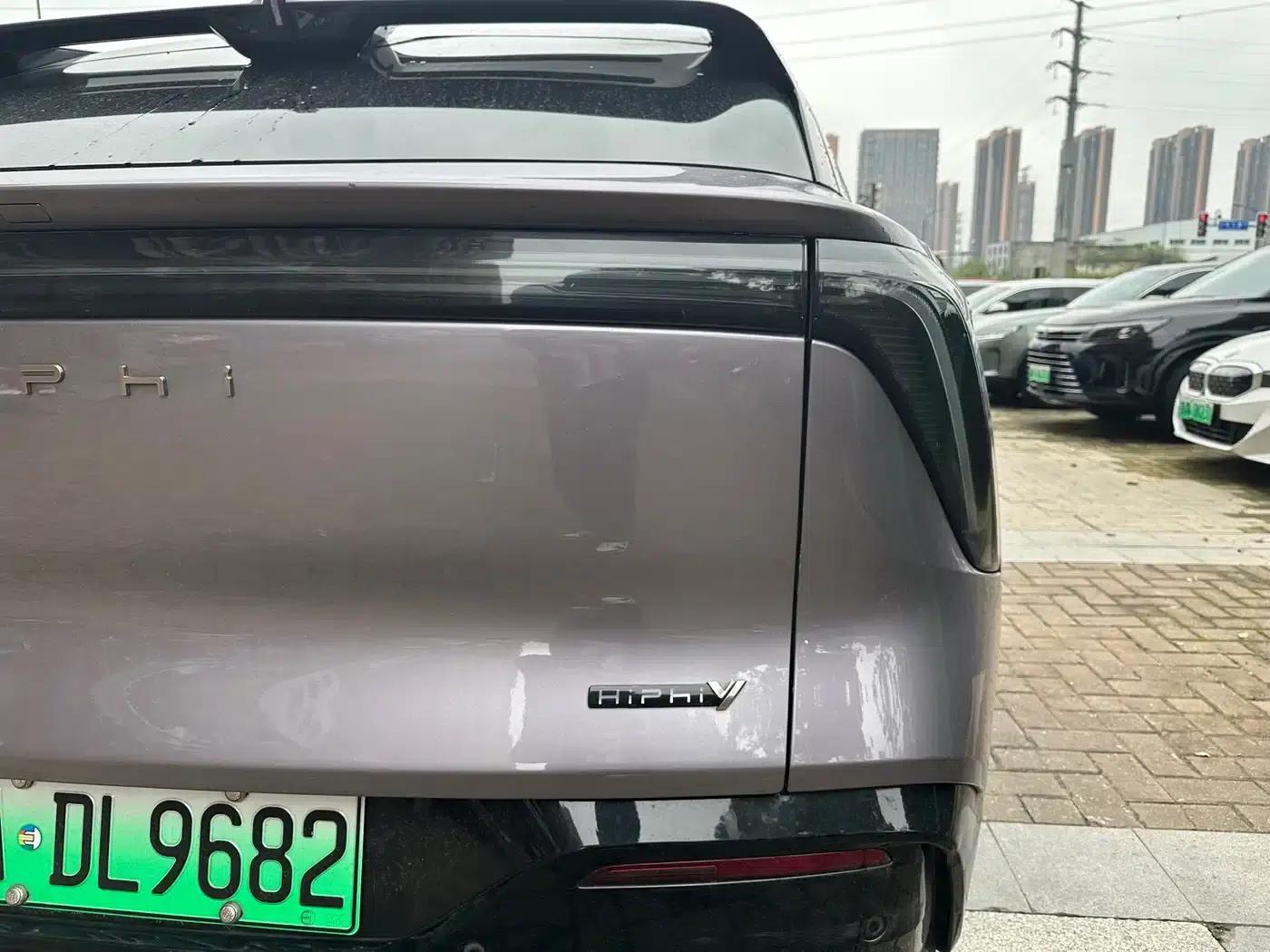 HiPhi Y 2023 560km Pioneer Edition — миниатюра 8