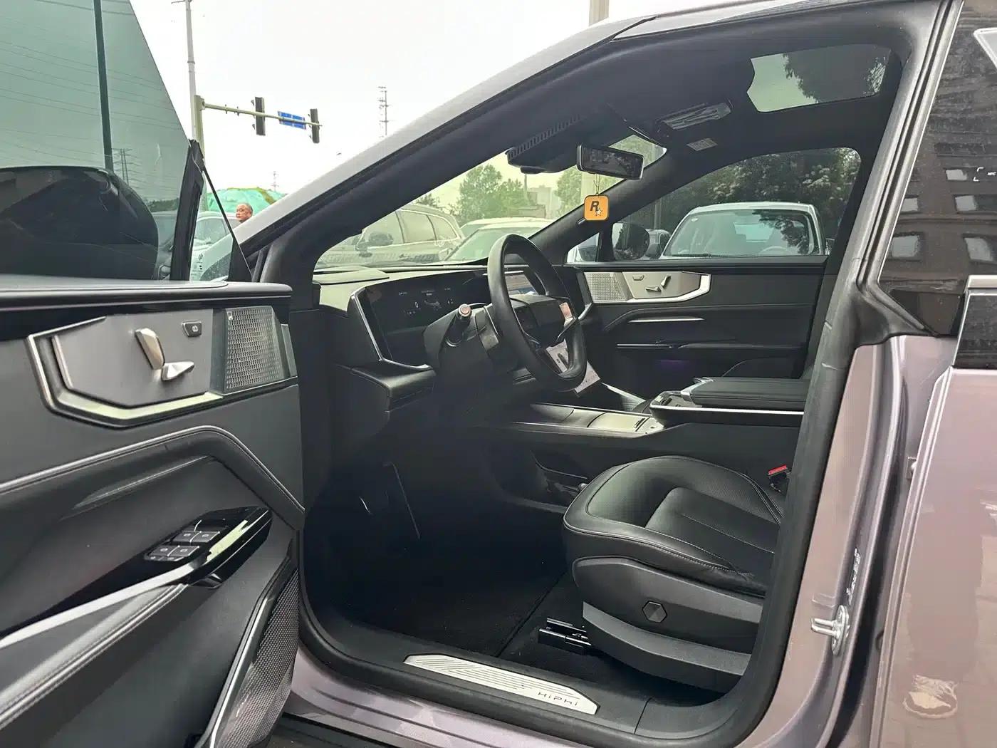 HiPhi Y 2023 560km Pioneer Edition — миниатюра 9