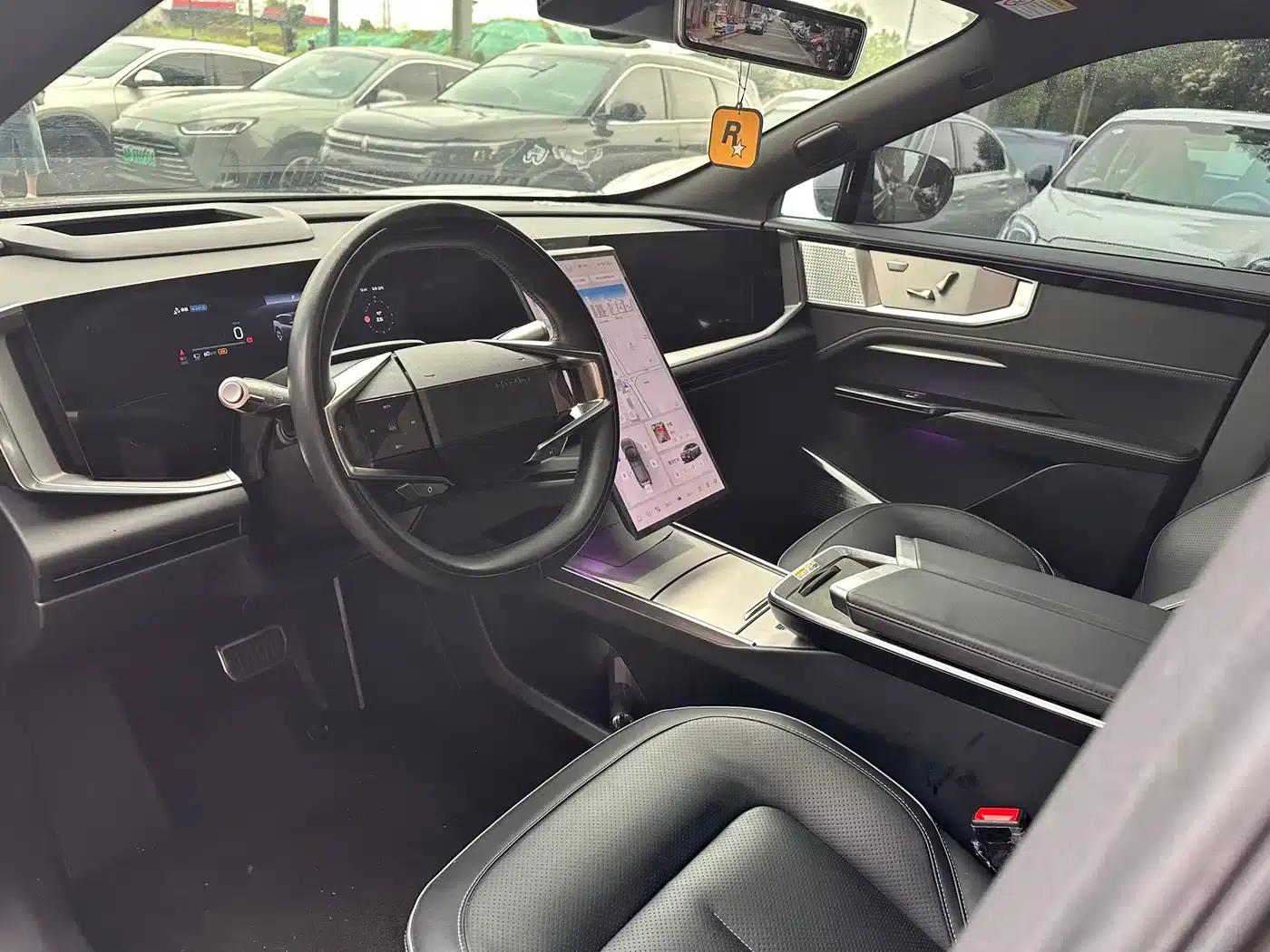 HiPhi Y 2023 560km Pioneer Edition — миниатюра 10