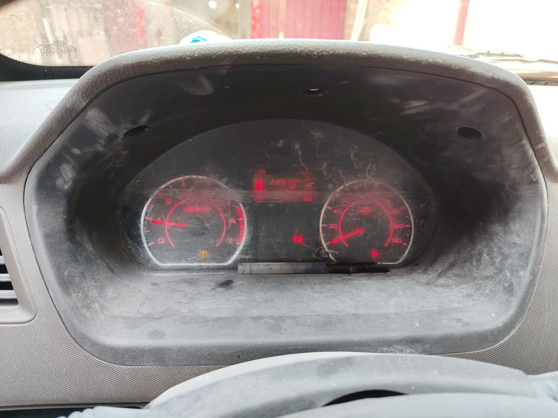 Wuling Rongguang S 2023 1.5L Base Version 5/7 Seats — миниатюра 12