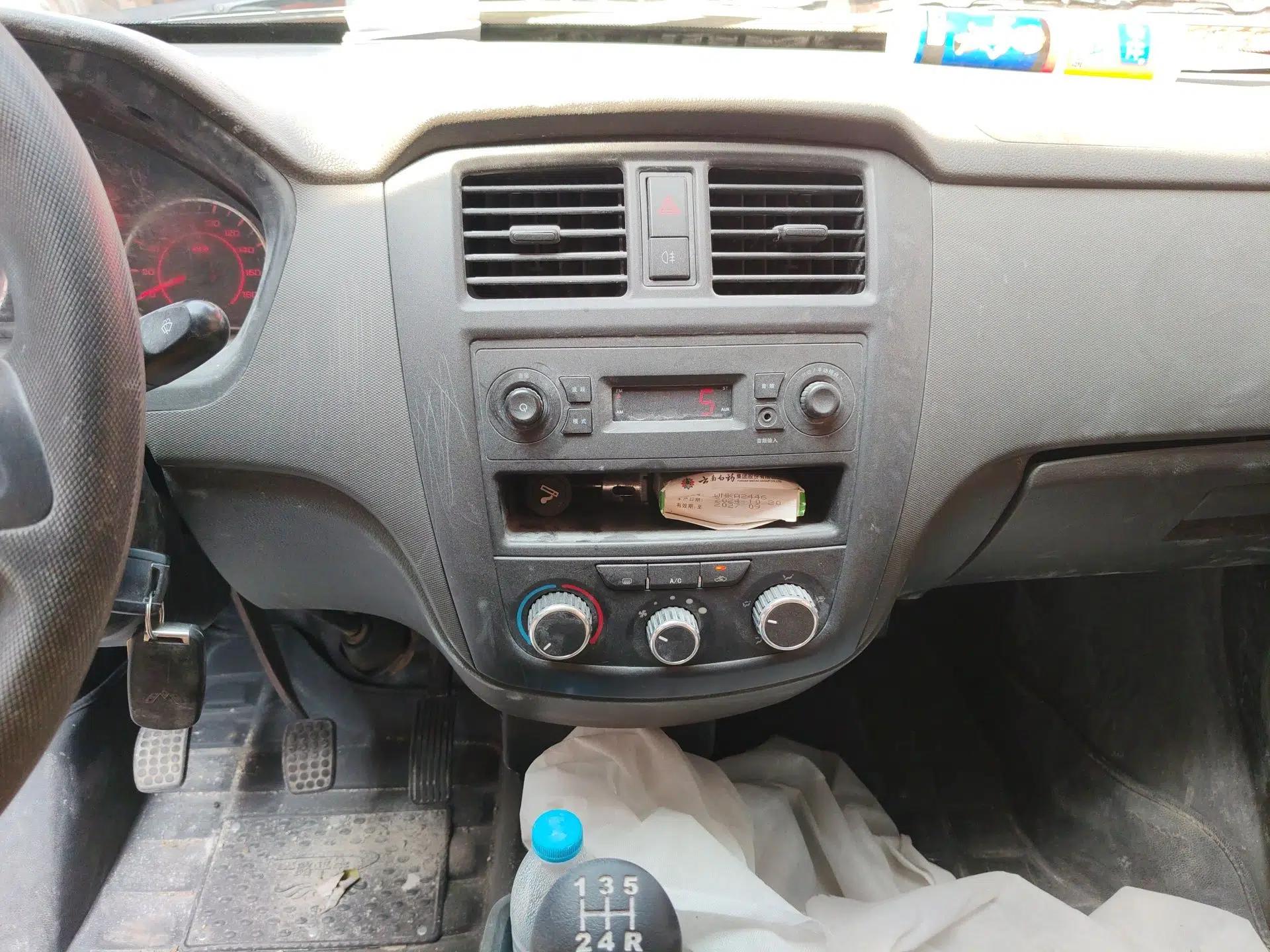 Wuling Rongguang S 2023 1.5L Base Version 5/7 Seats — миниатюра 14