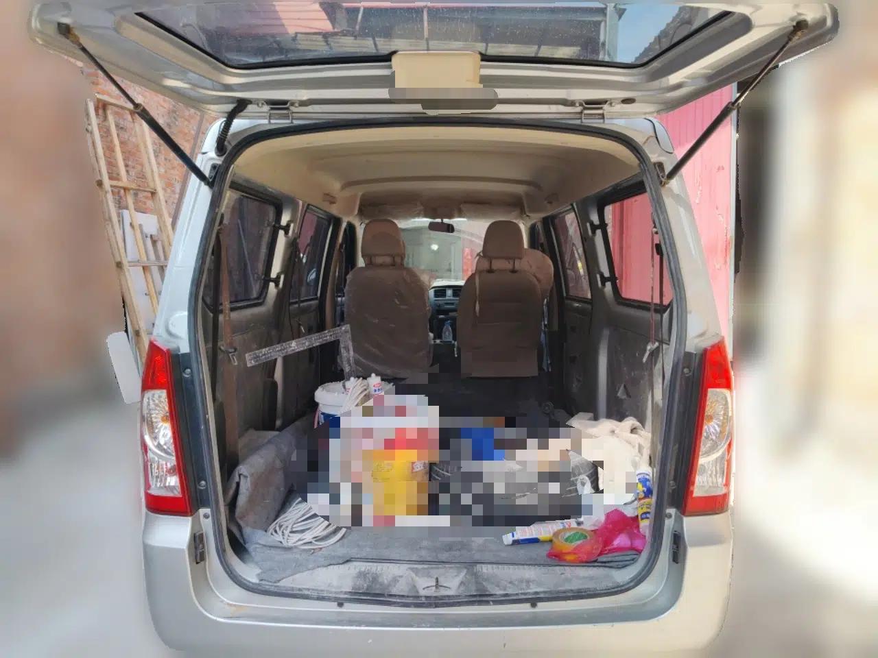 Wuling Rongguang S 2023 1.5L Base Version 5/7 Seats — миниатюра 20