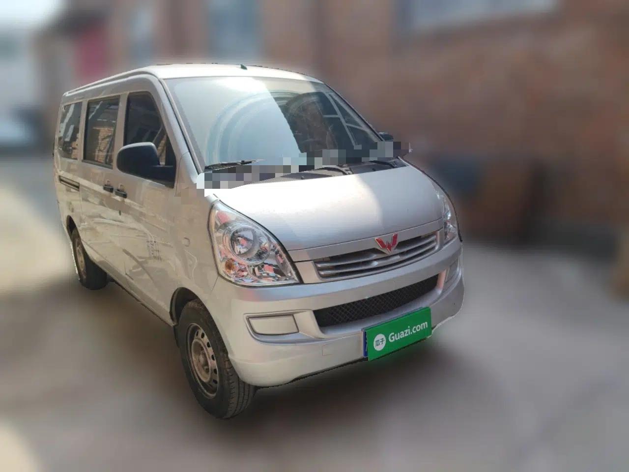 Wuling Rongguang S 2023 1.5L Base Version 5/7 Seats — миниатюра 3