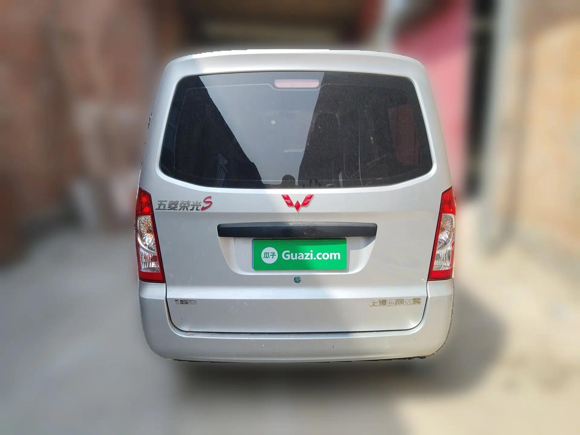 Wuling Rongguang S 2023 1.5L Base Version 5/7 Seats — миниатюра 5