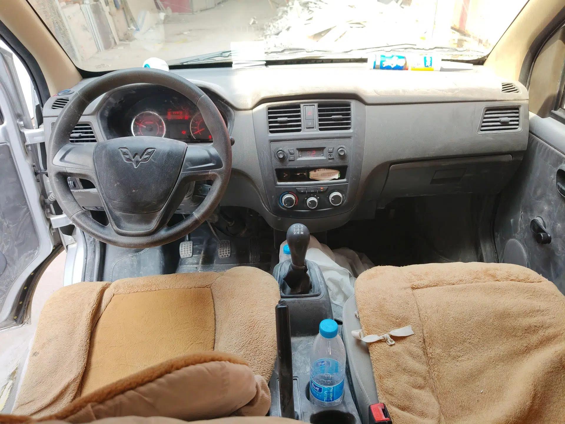 Wuling Rongguang S 2023 1.5L Base Version 5/7 Seats — миниатюра 10