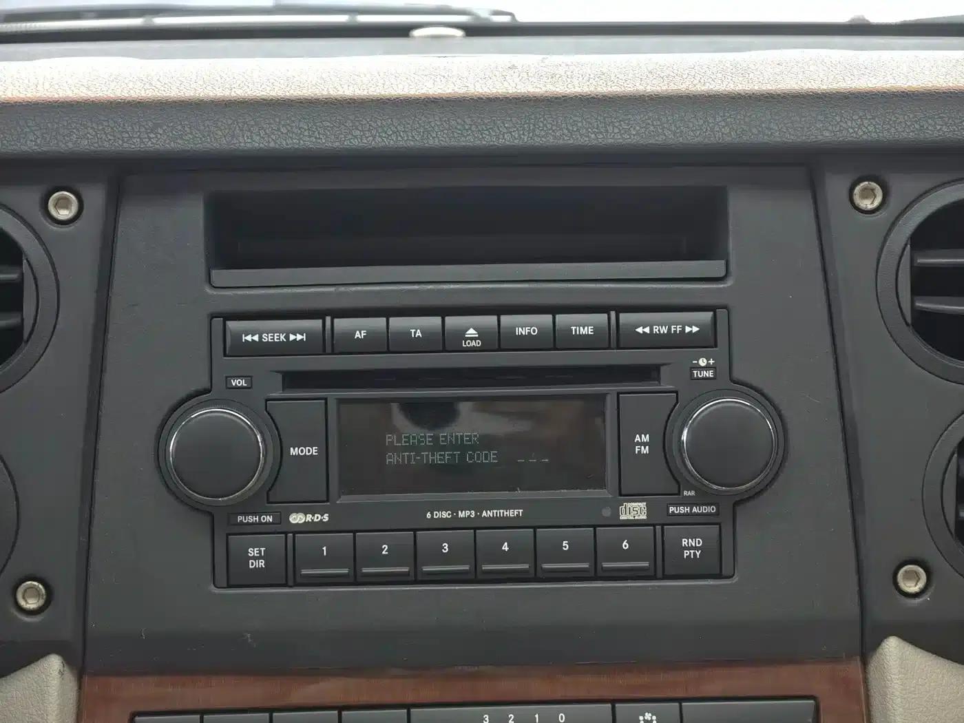 Commander Classic 2007 Model 4.7 — миниатюра 37