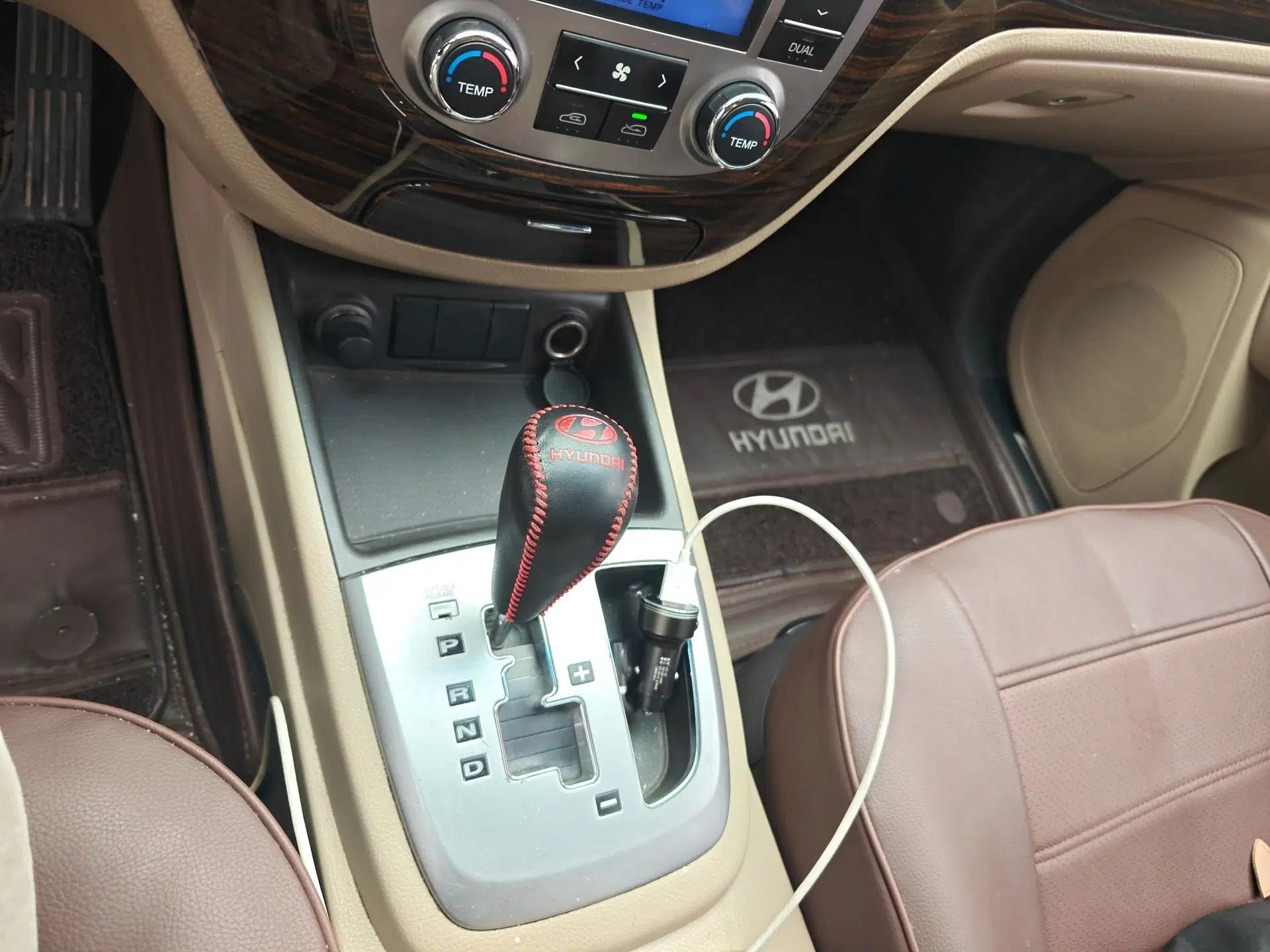 Hyundai Santa Fe Classic 2012 2.4 Comfort Edition 7-Seater Four-Wheel Drive — миниатюра 15