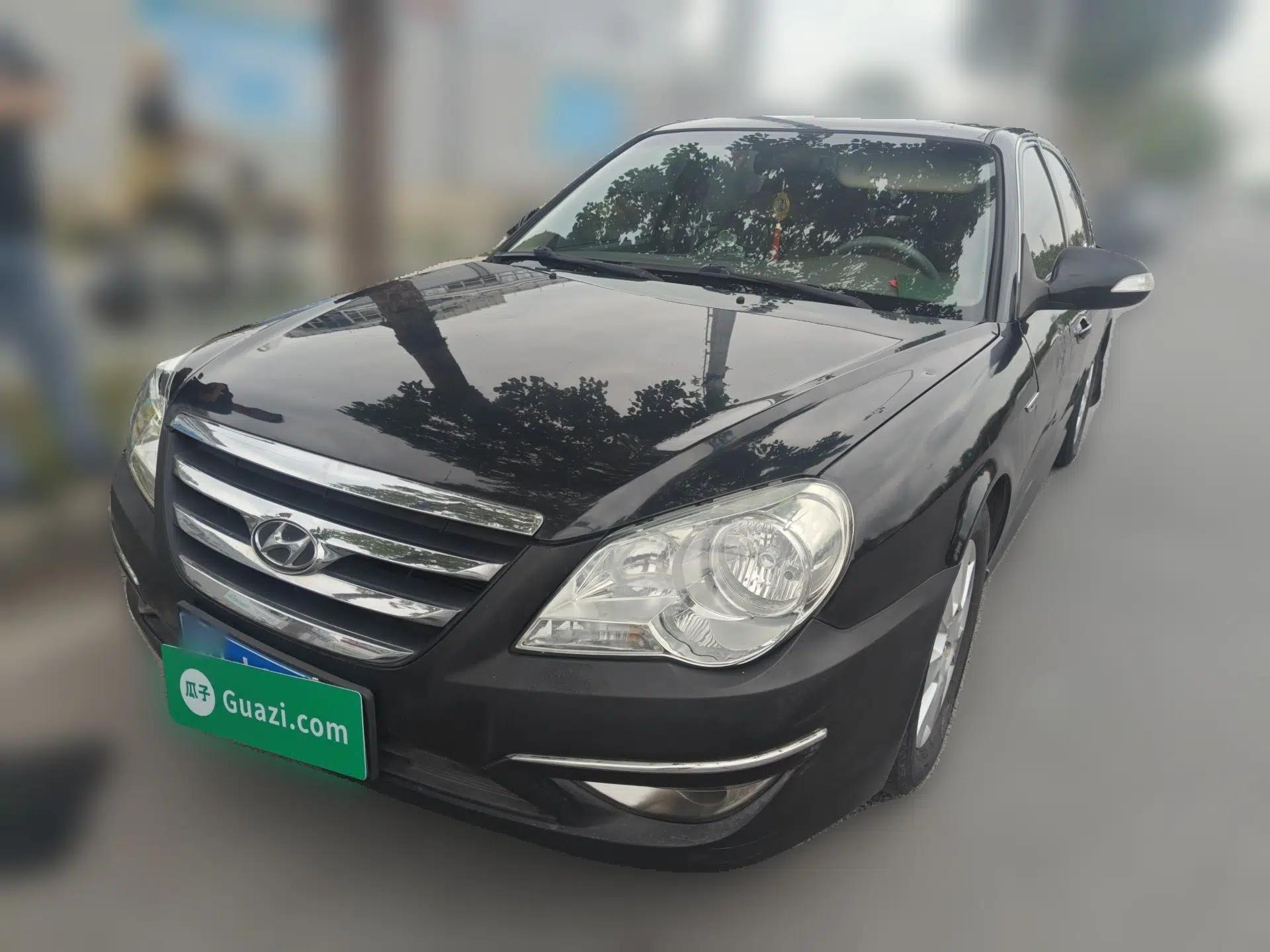 Hyundai MoInca 2009 1.8L Automatic Prestige GL Model — миниатюра 1