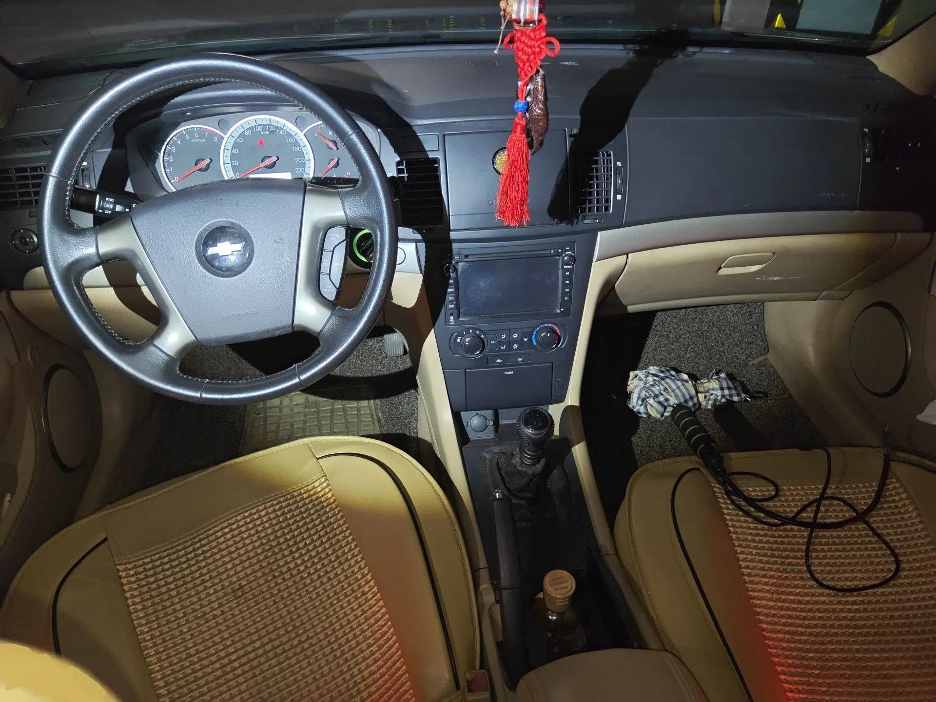 Chevrolet Epica 2012 1.8 Comfort Edition MT — миниатюра 10