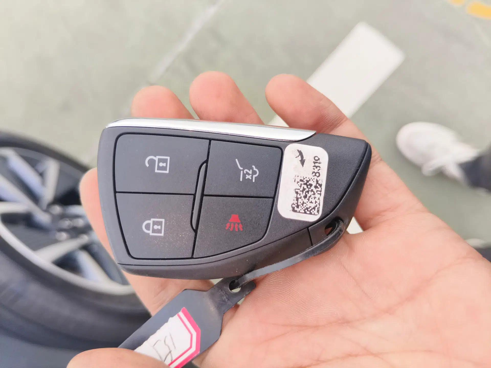 Chevrolet Equinox Plus 2024 155km ACTIV Ultimate Edition — миниатюра 12