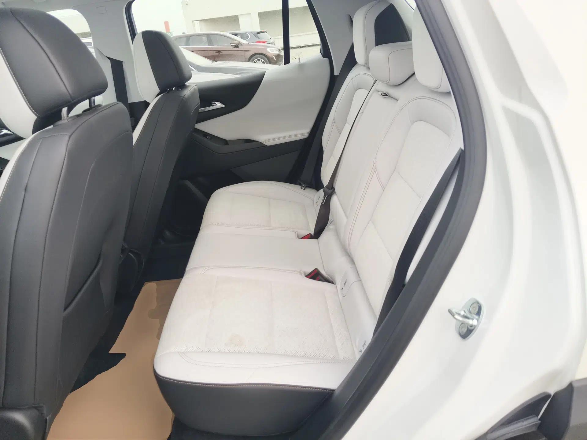 Chevrolet Equinox Plus 2024 155km ACTIV Ultimate Edition — миниатюра 20