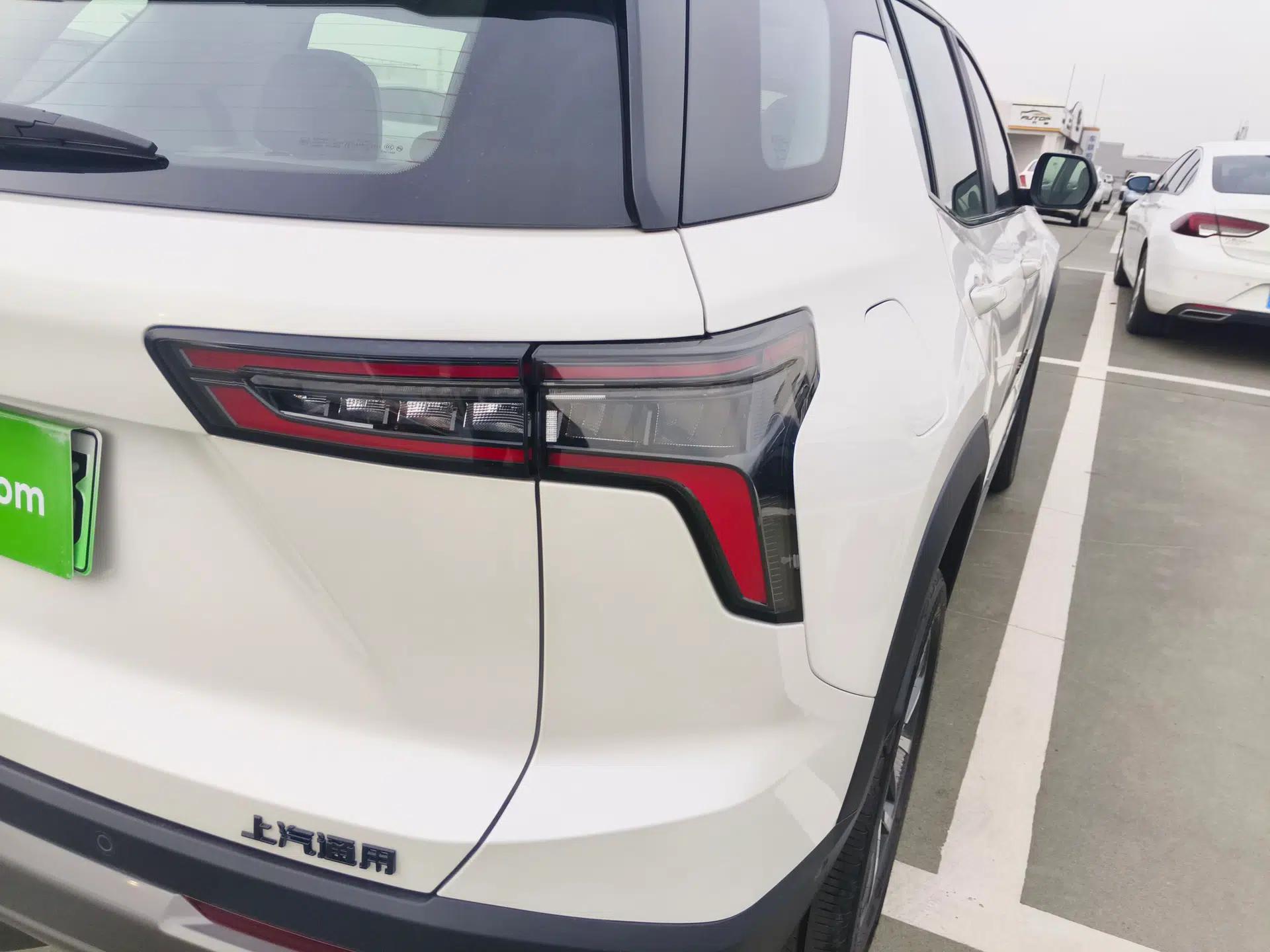 Chevrolet Equinox Plus 2024 155km ACTIV Ultimate Edition — миниатюра 7