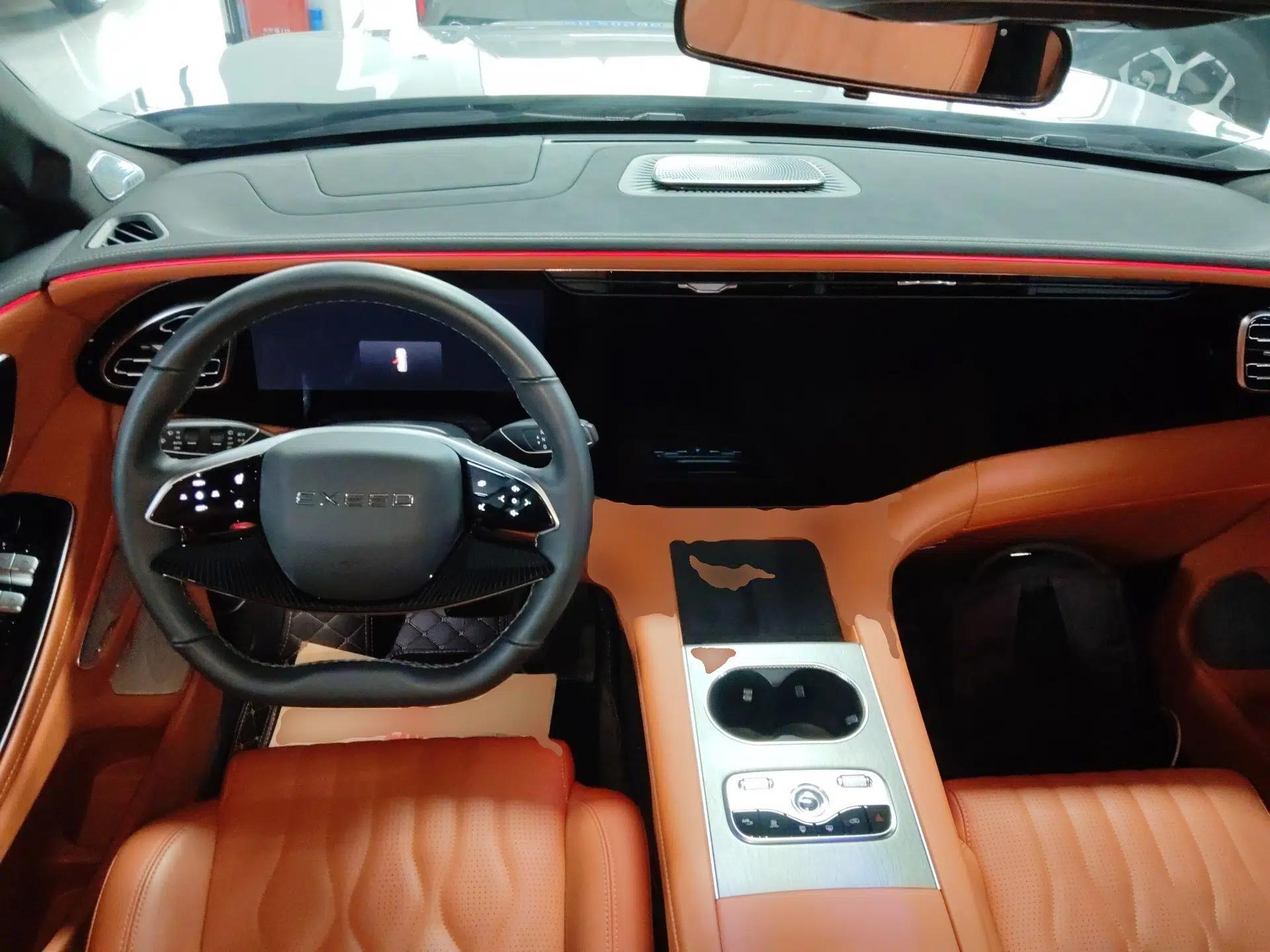 EXEED Lanyue C-DM 2025 180 Ultra-Long Range Max All-Wheel Drive 7-Seater — миниатюра 13